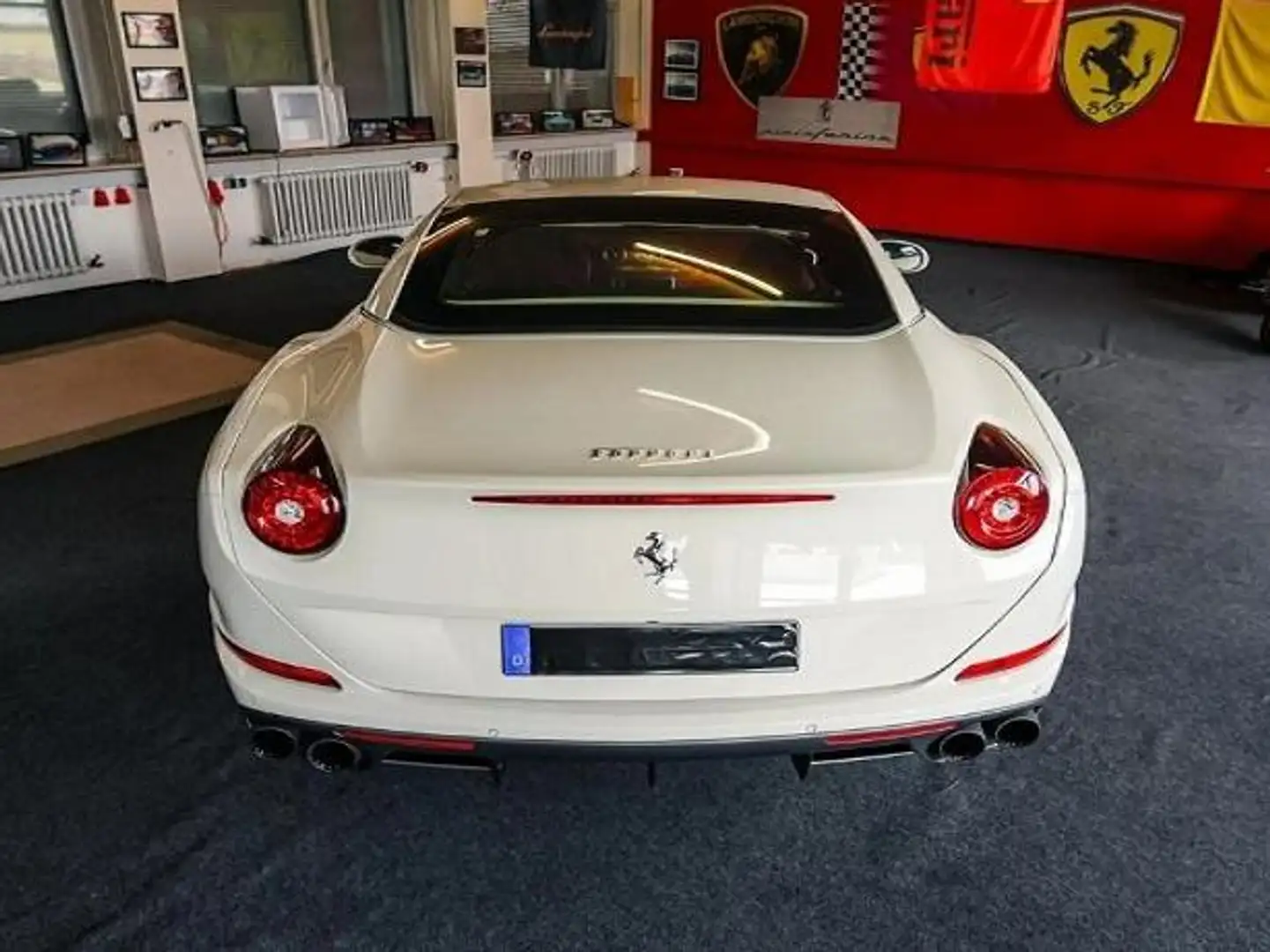 Ferrari California California 3.9 T dct//3,9-Liter-V8// Bianco - 2