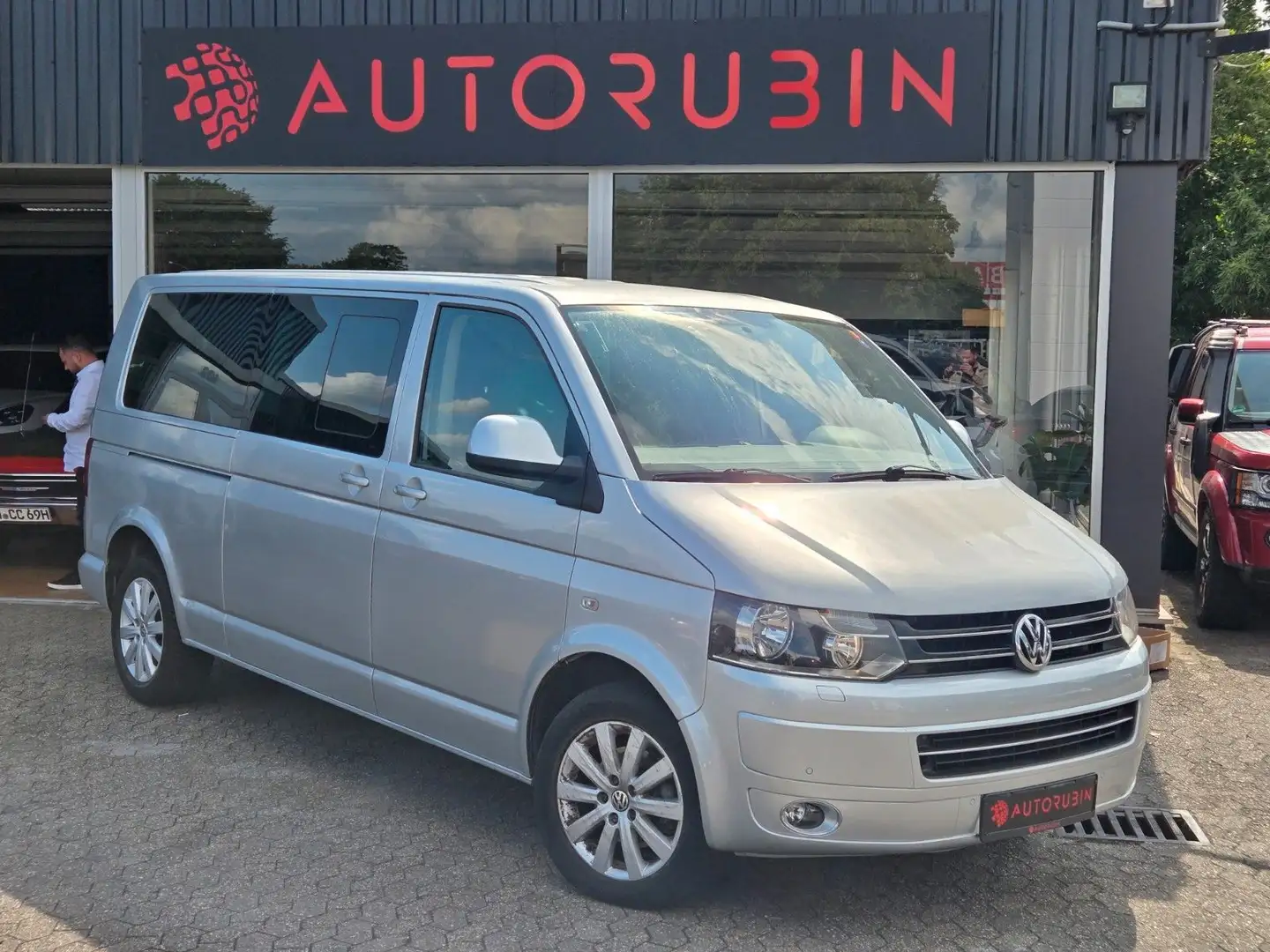 Volkswagen T5 Caravelle T5 Bus Caravelle Comfortline lang DSG 9-SITZER Srebrny - 2