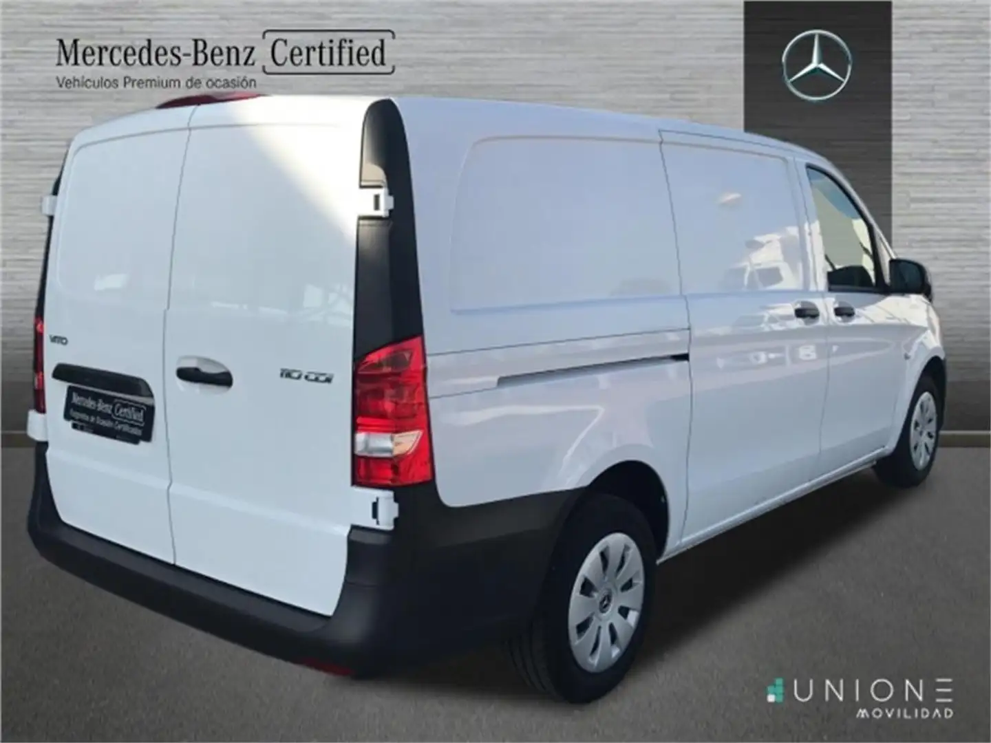 Mercedes-Benz Vito Furgón 110CDI Base Larga - 2
