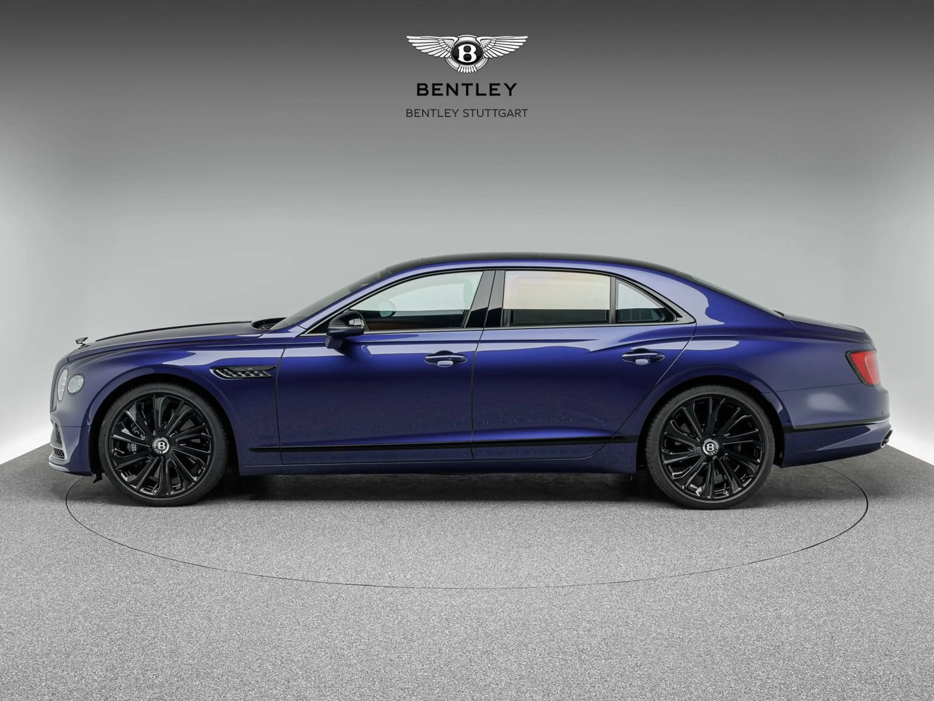 Bentley Flying Spur Mulliner W12 — photo 4