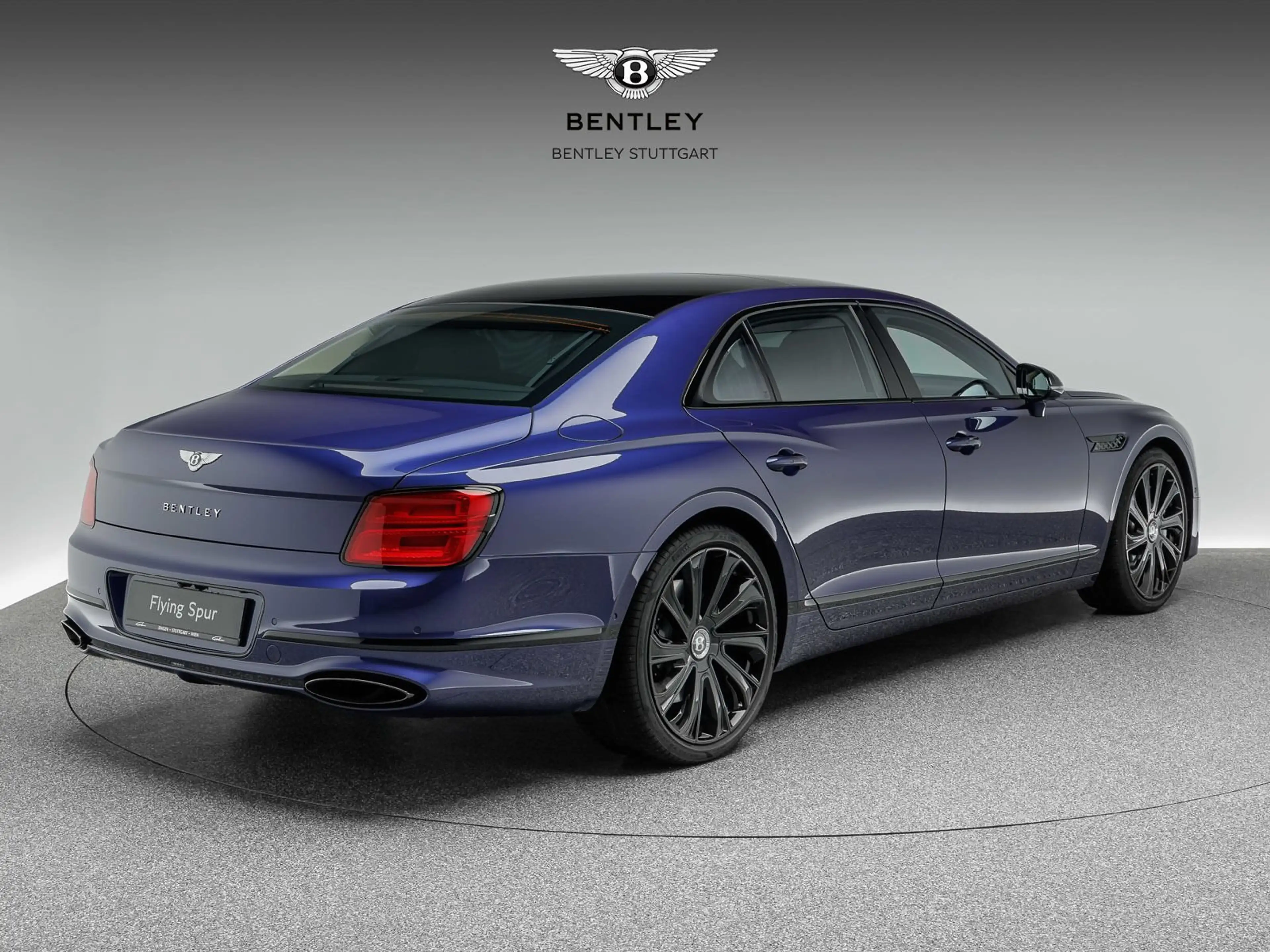 Bentley Flying Spur Mulliner W12 — photo 3