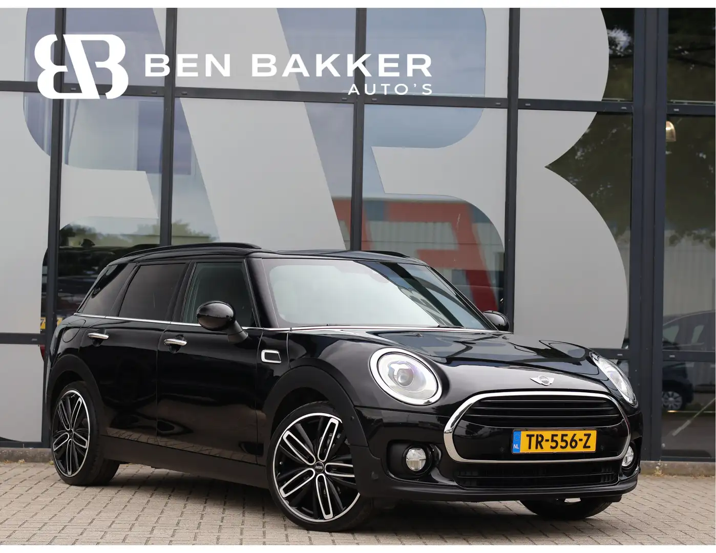 MINI Cooper Clubman Mini 1.5 Chili *Leder*Harman/Kardon*Clima*Navi* Zwart - 1