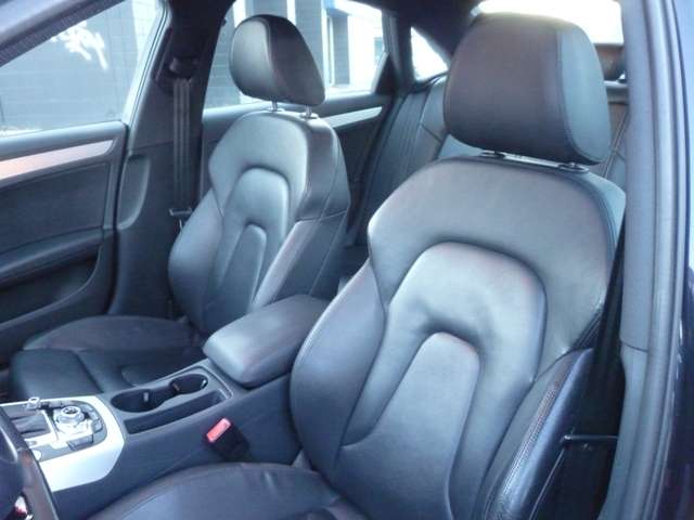2016 Audi A4 4dr Sdn Auto Progressiv plus quattro thumb 11