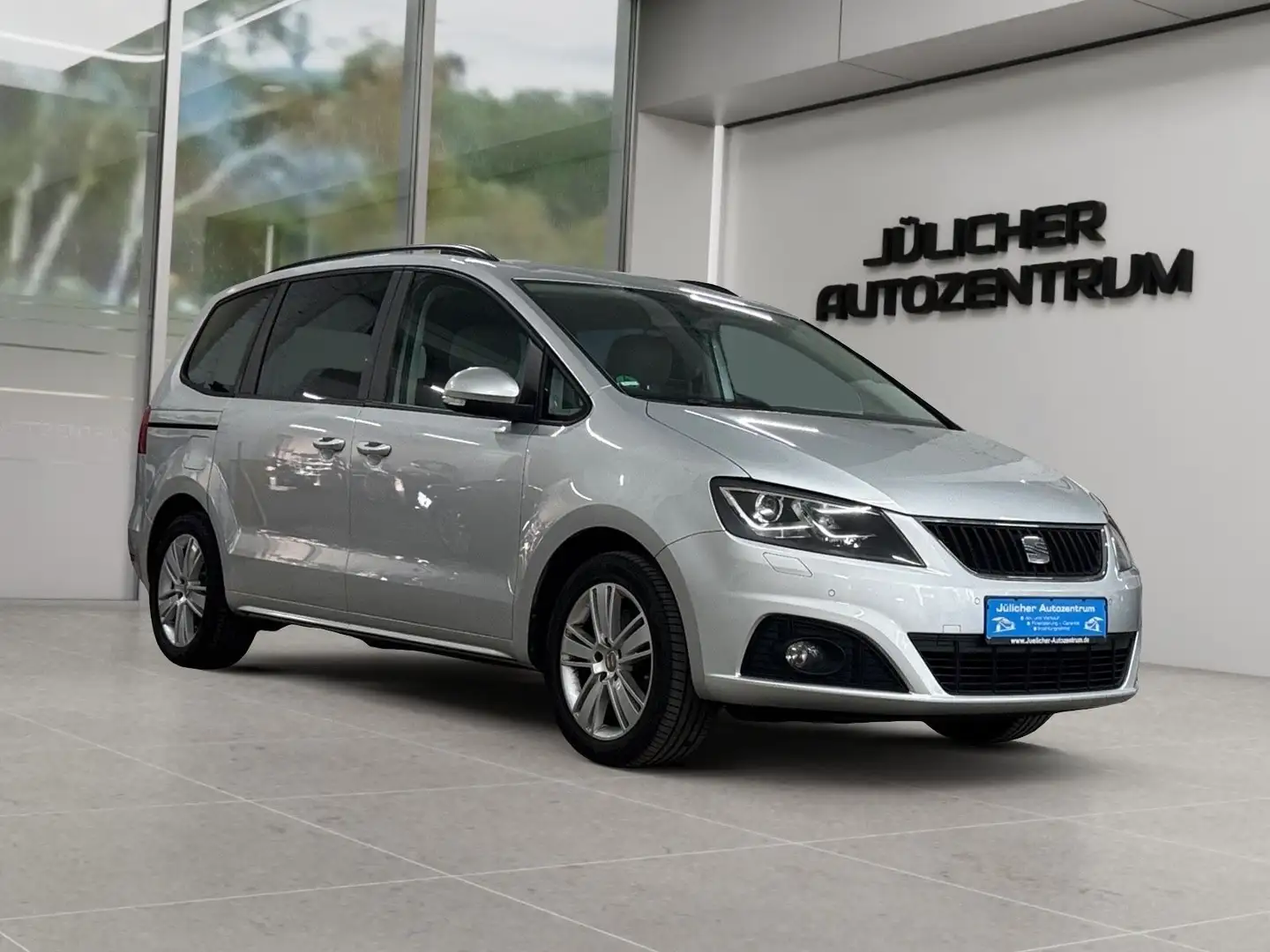 SEAT Alhambra 2.0 TSI Style DSG, 2.Hand, Scheckheft Zilver - 1