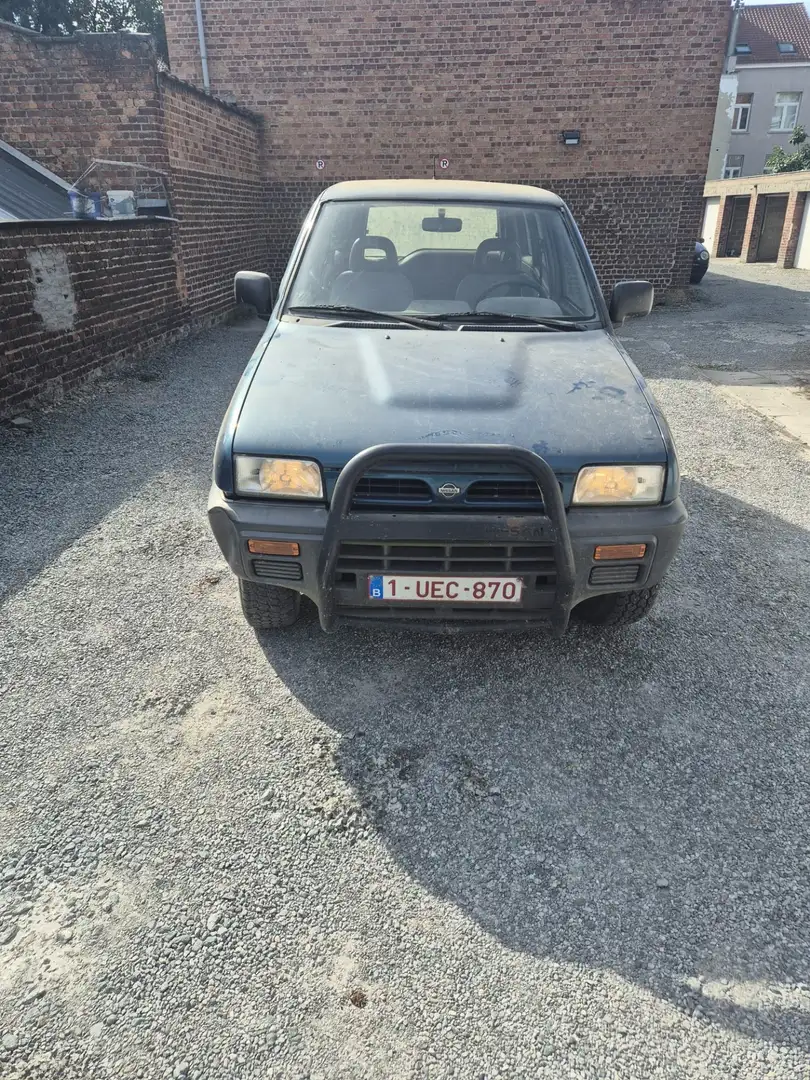 Nissan Terrano - 1