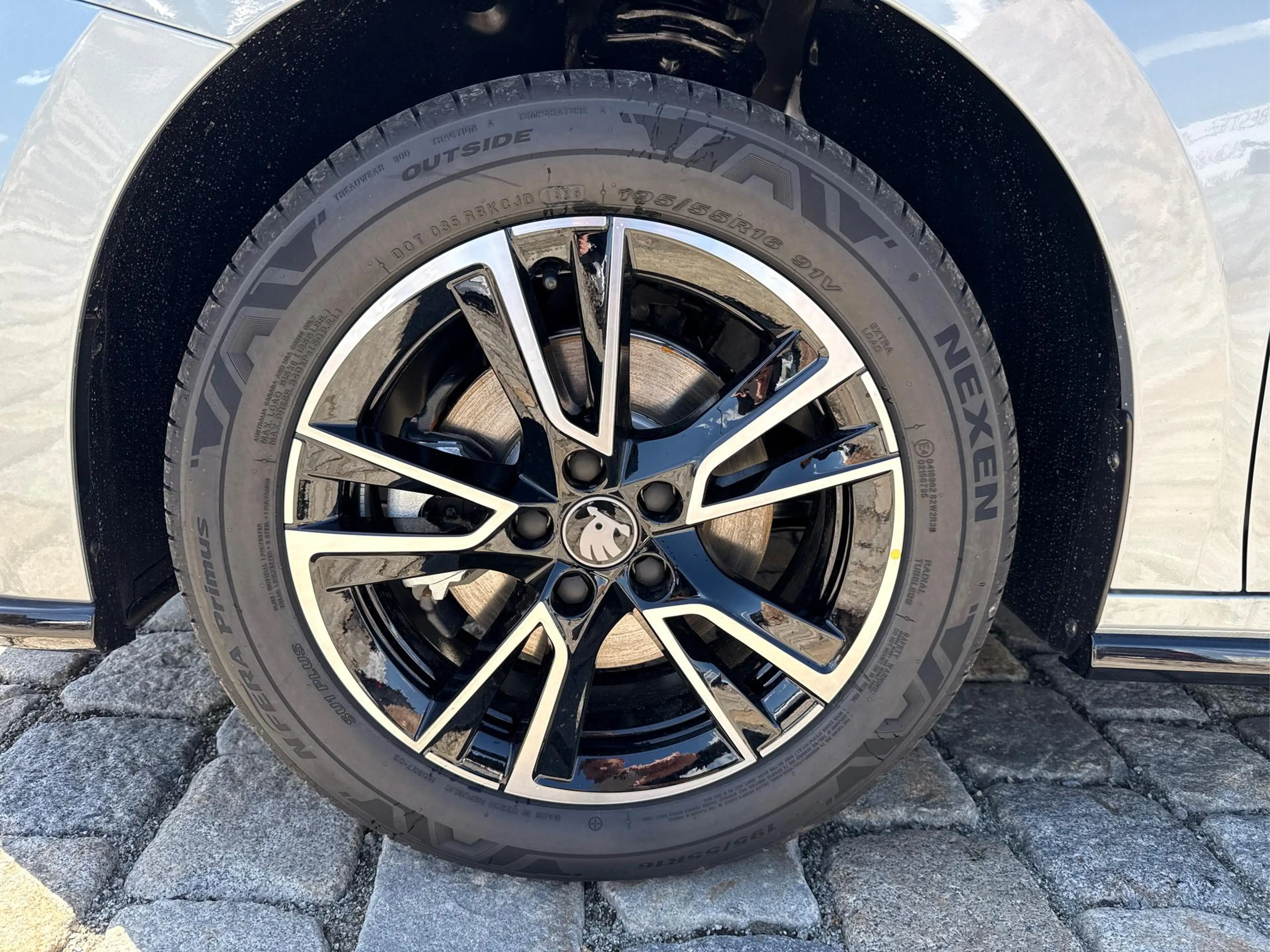Skoda Fabia Monte Carlo 1.0 TSI 116 PS DSG-5 Jahre Garantie... — photo 11
