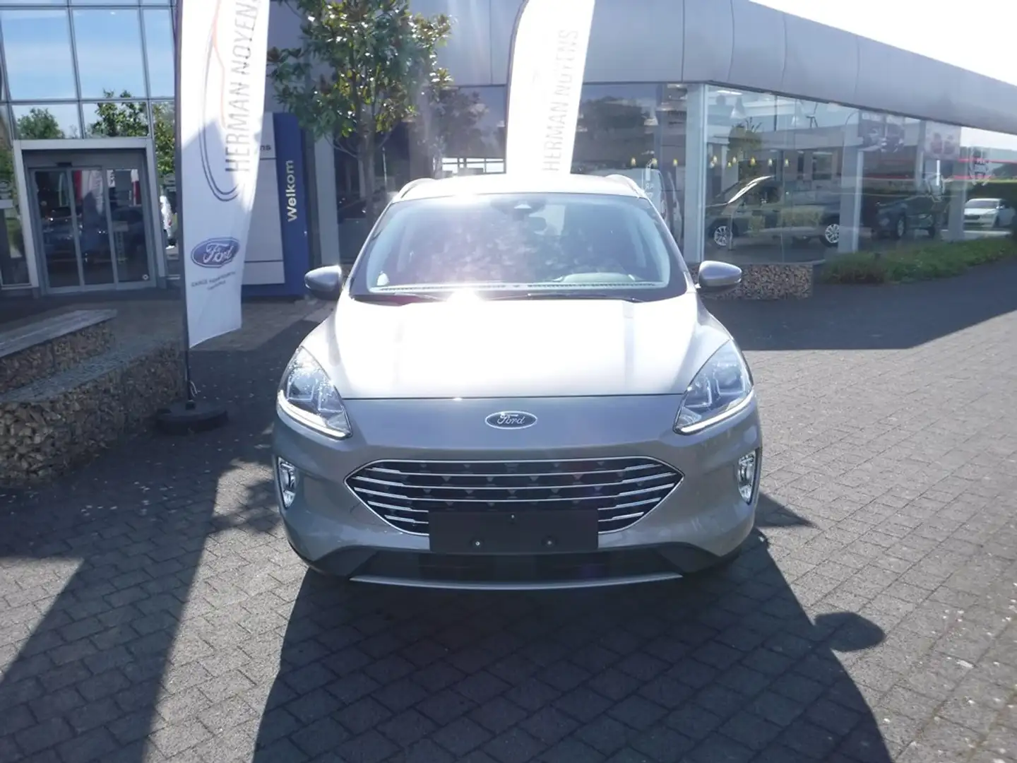 Ford Kuga Titanium Zilver - 2