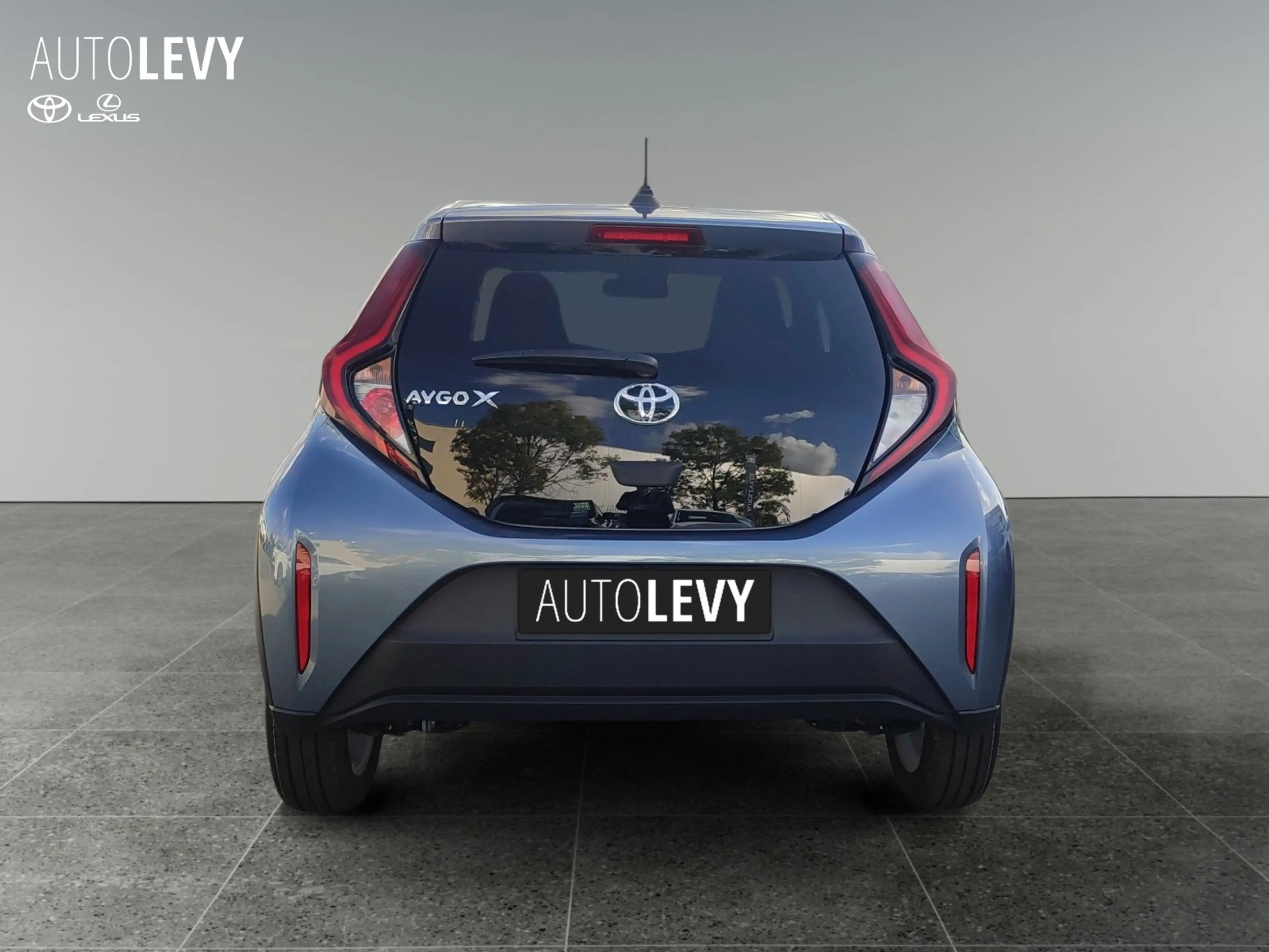 Toyota Aygo X 1.0 Active SHZ*CARPLAY*LED*RFK* — photo 5