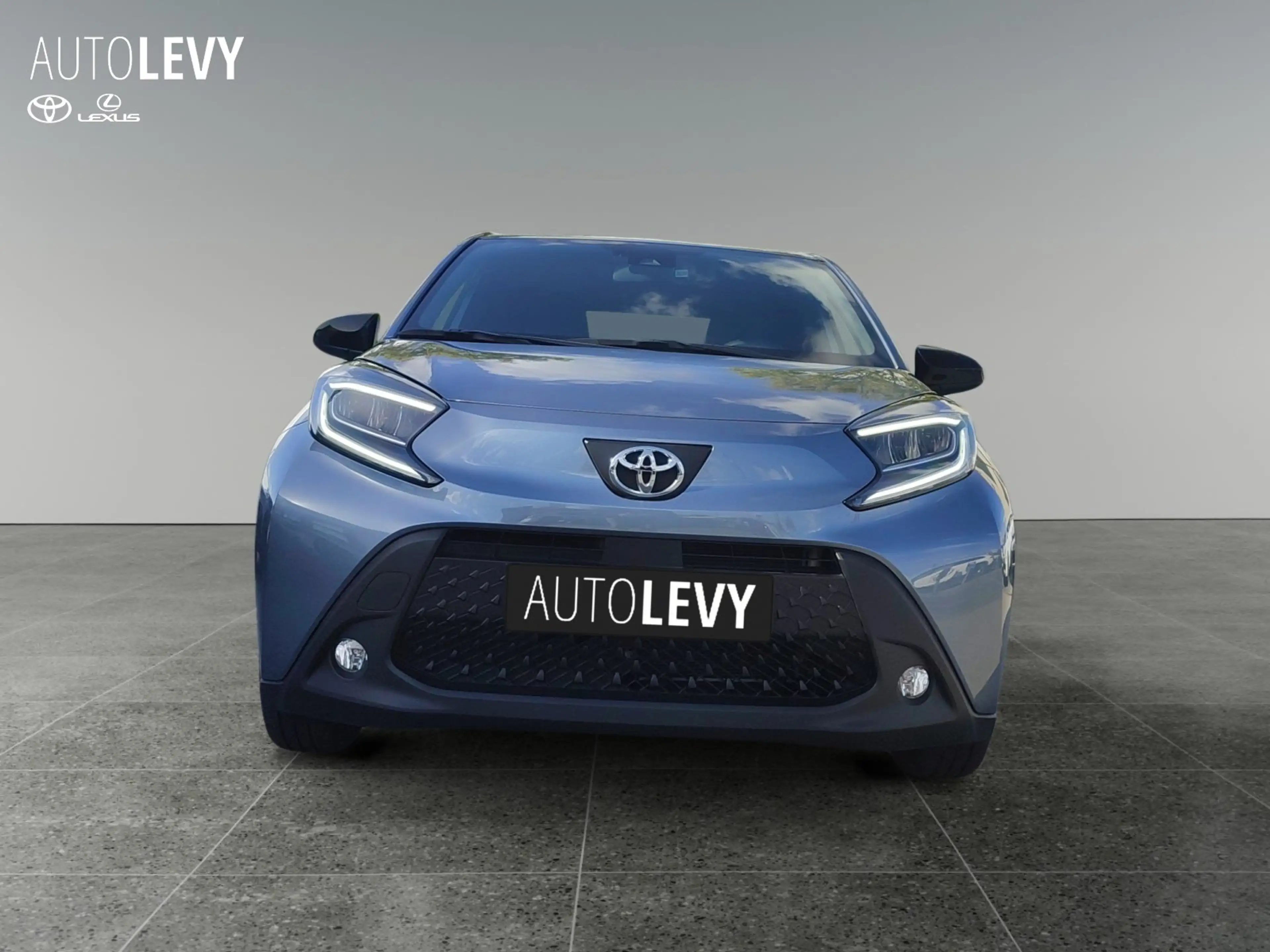 Toyota Aygo X 1.0 Active SHZ*CARPLAY*LED*RFK* — photo 9