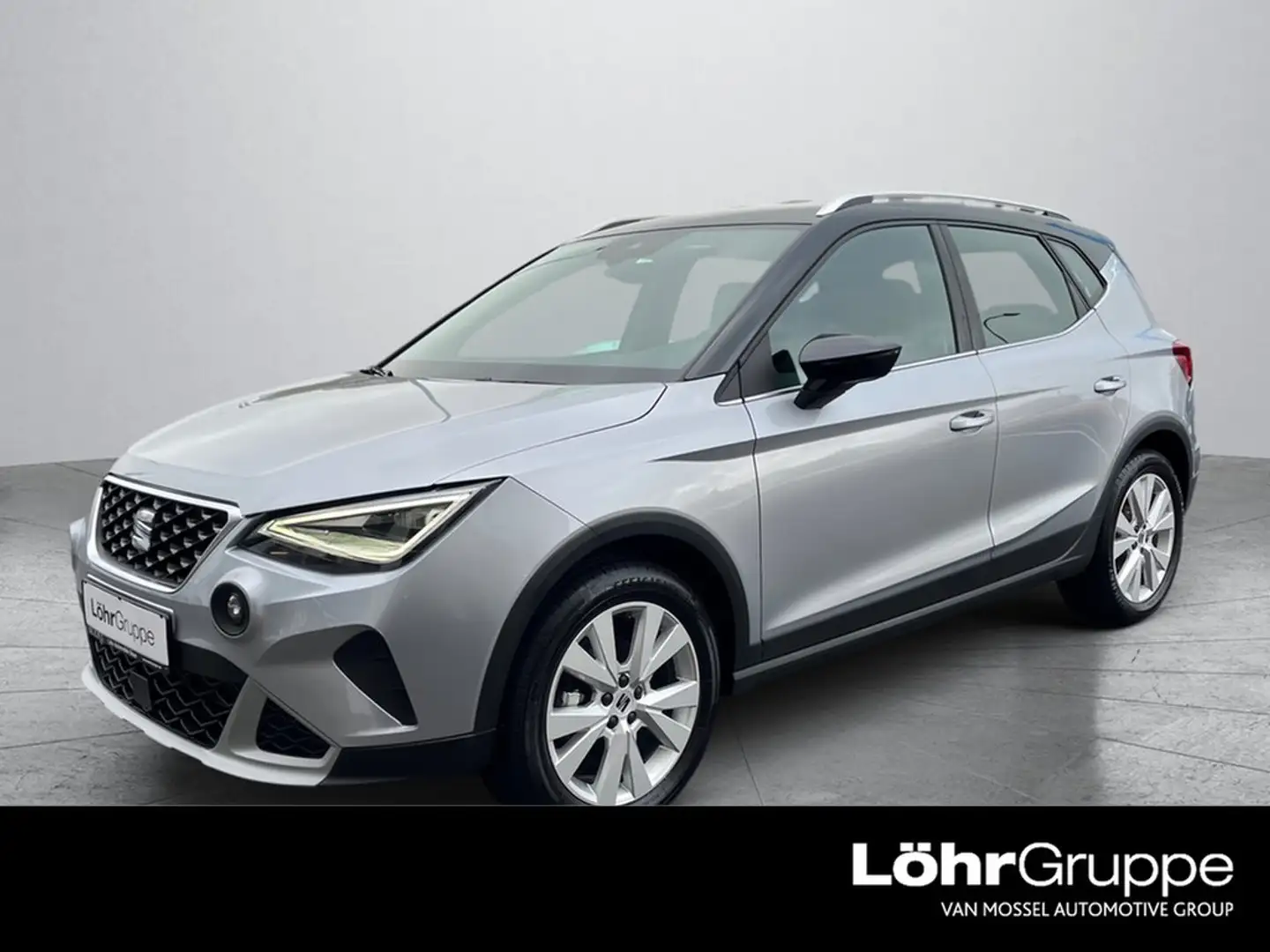 SEAT Arona 1,0 TSI DSG Xperience Silber - 1