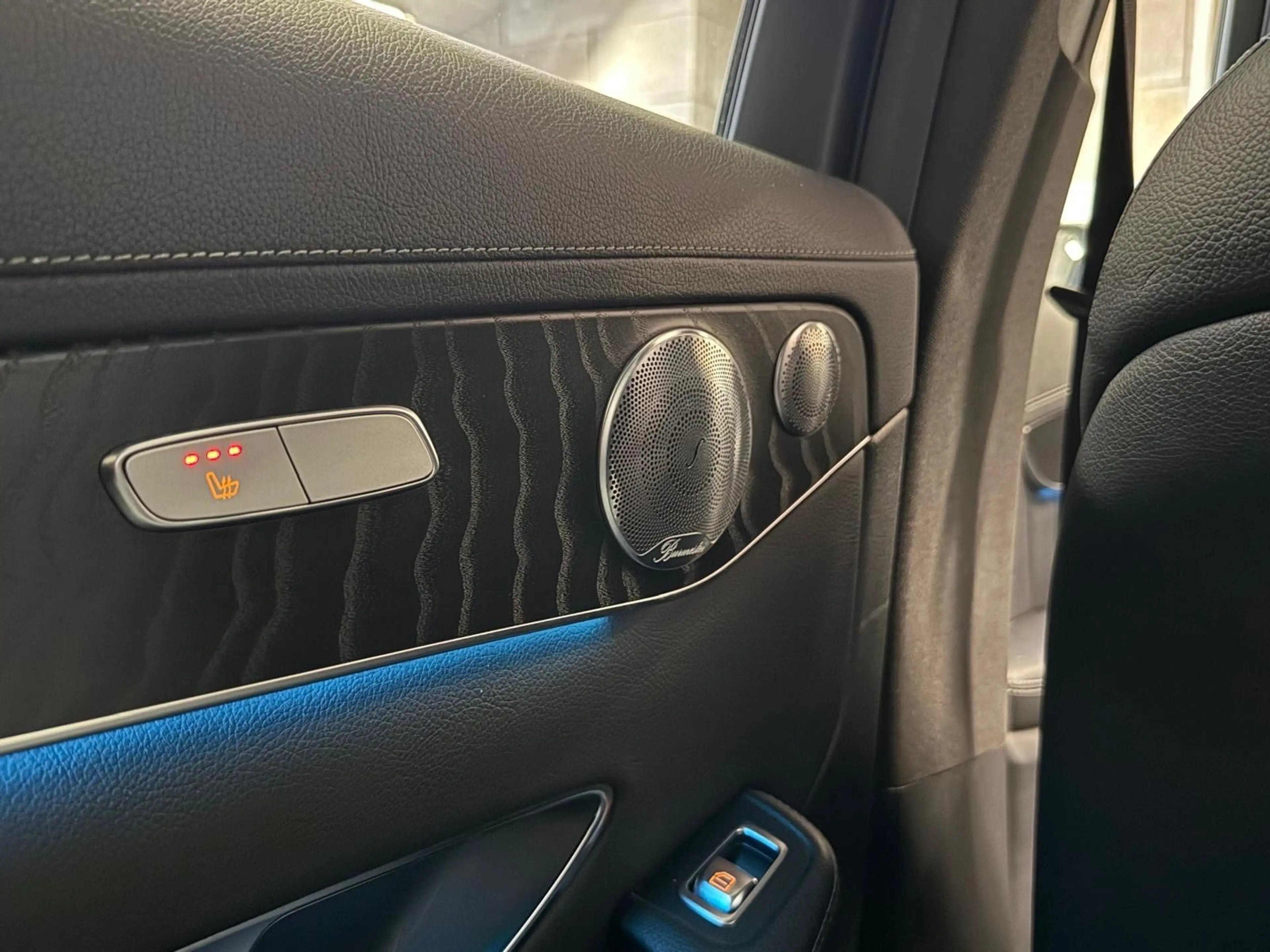 Mercedes-Benz GLC 350 d 4Matic AMG Line/PANO/BURMESTER/ACC/AHK — photo 15