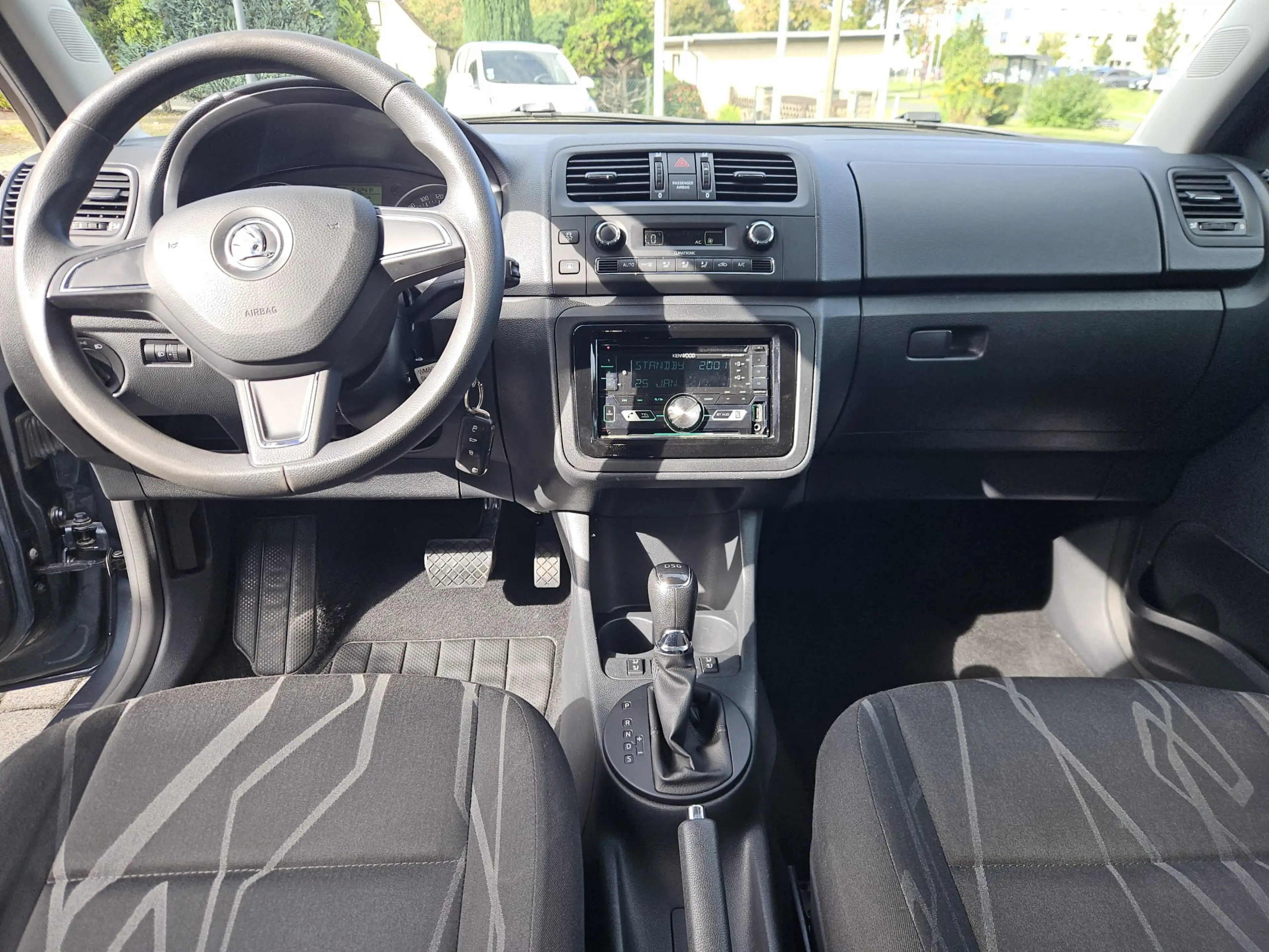 Skoda Roomster 1.2 TSI Fresh — photo 8