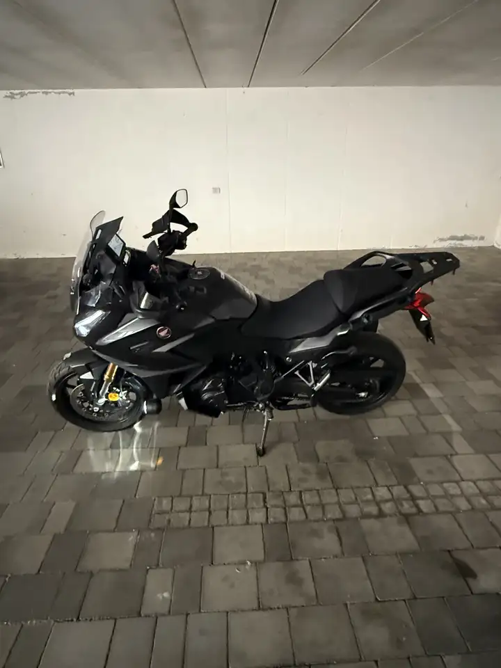 Honda NT 1100