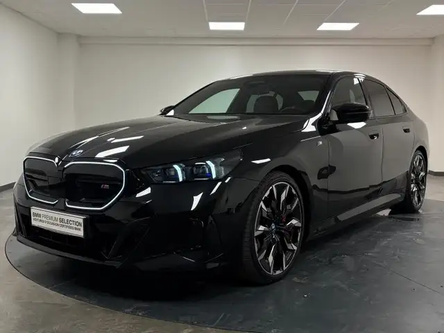BMW M6 i5 M60 601ch xDrive