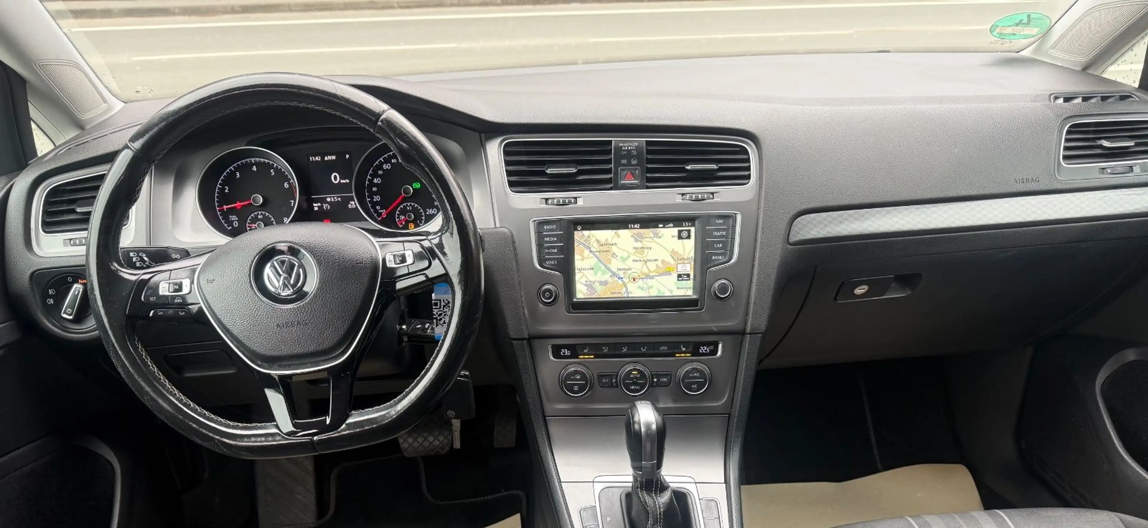 Volkswagen Golf VII Variant Lounge BMT,Navi,voll Scheckheft — photo 8