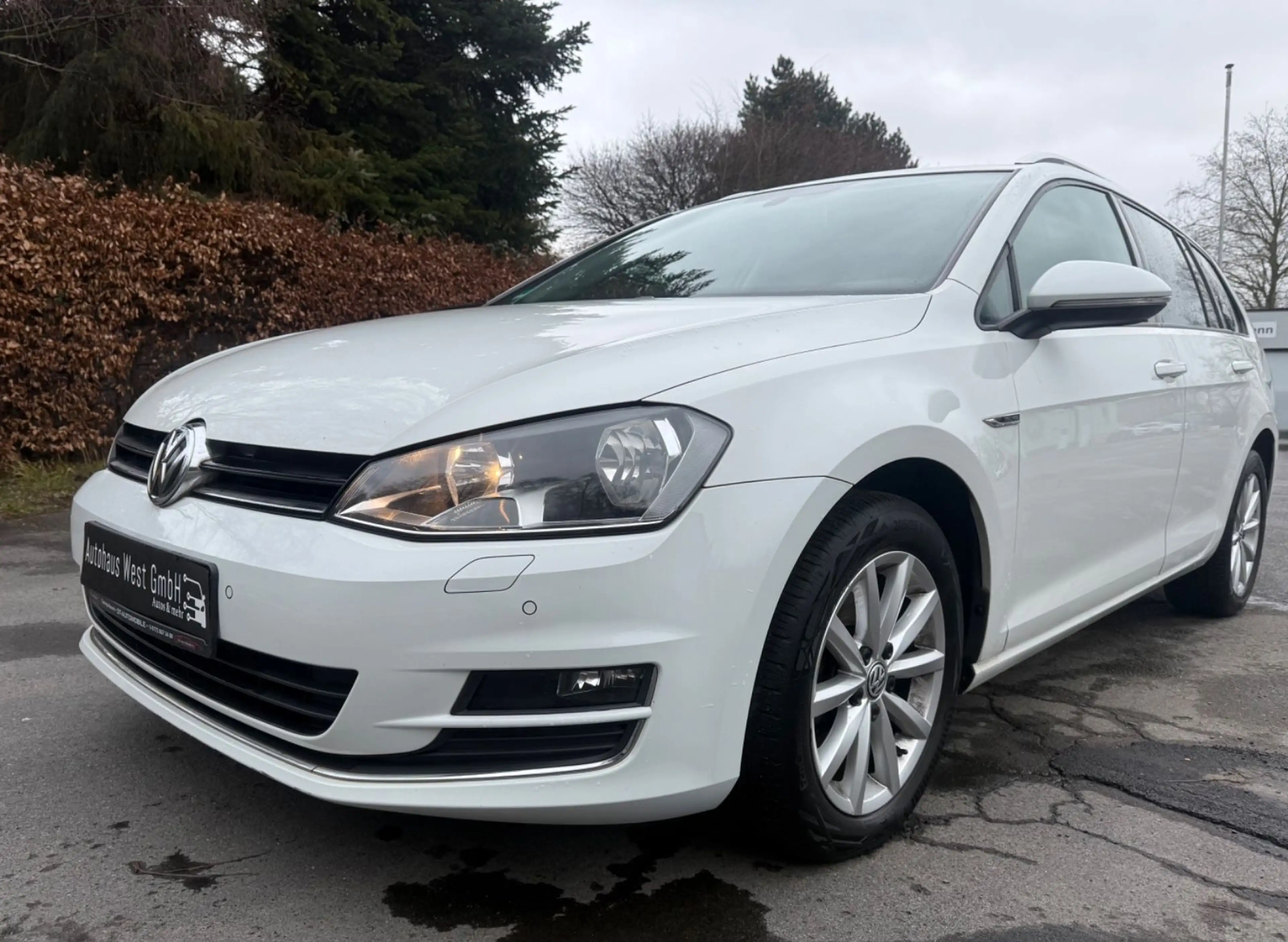 Volkswagen Golf VII Variant Lounge BMT,Navi,voll Scheckheft