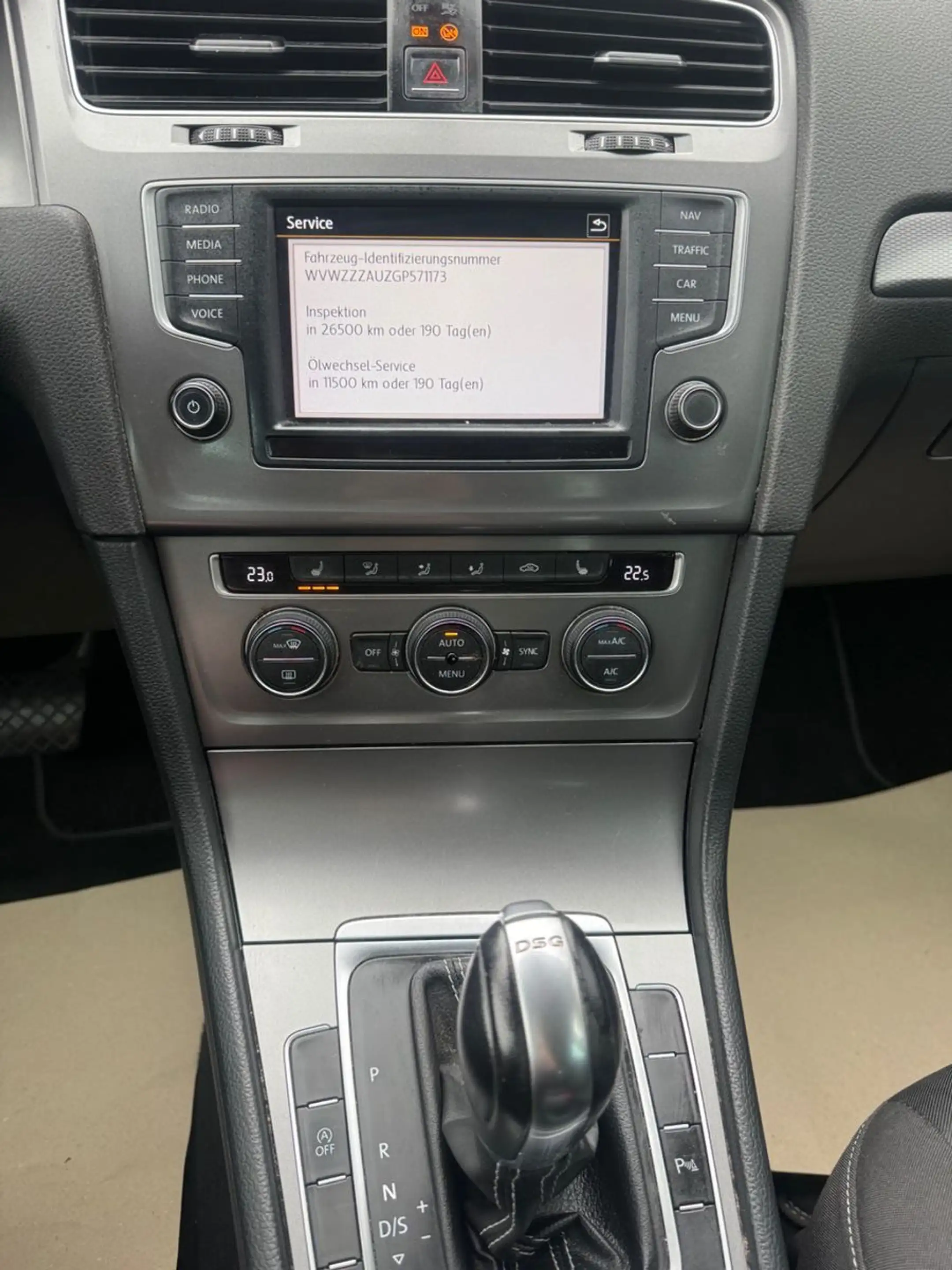 Volkswagen Golf VII Variant Lounge BMT,Navi,voll Scheckheft — photo 9