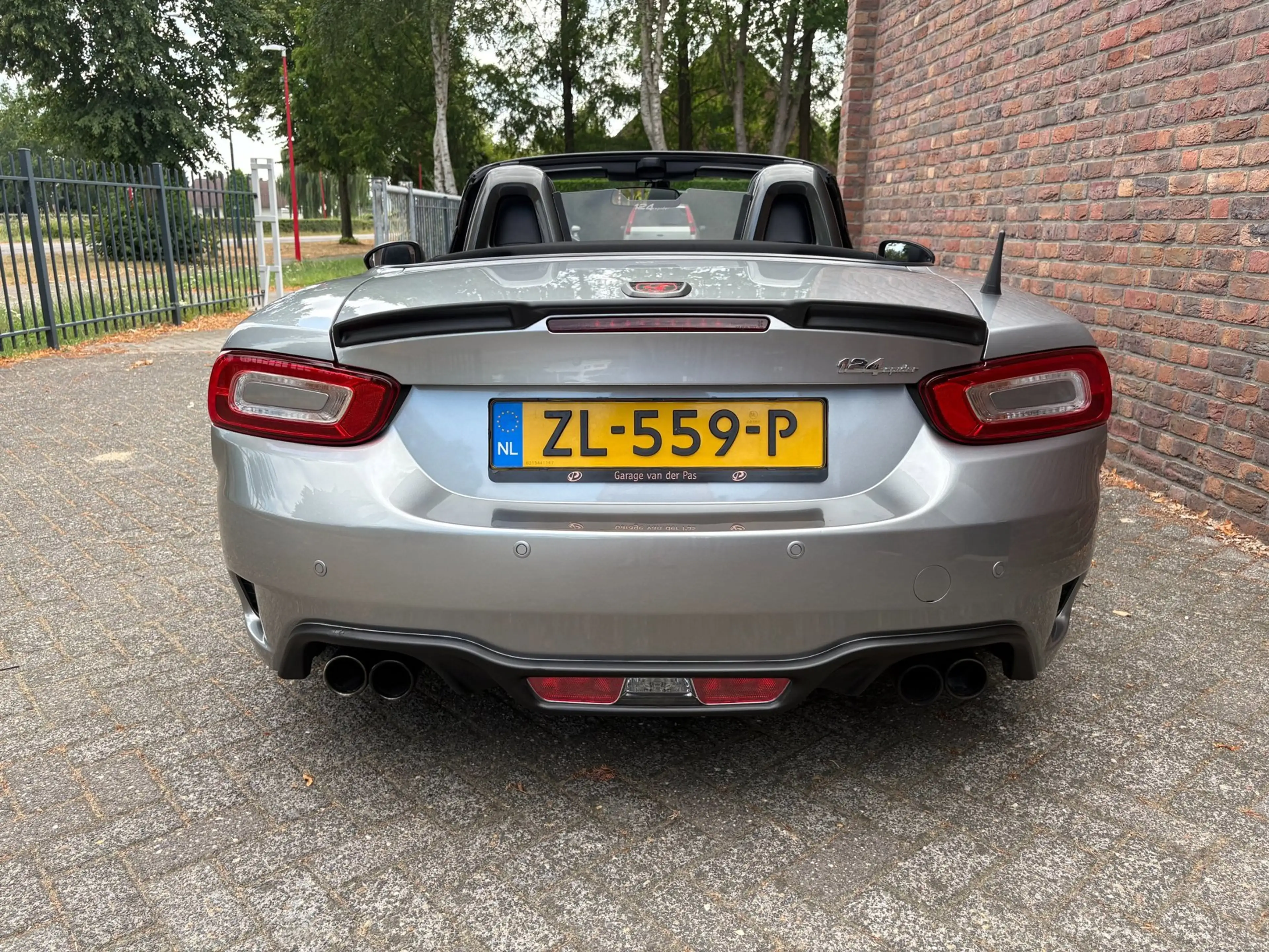 Fiat 124 Spider 1.4 MultiAir Turbo Abarth Automaat|Stoelverwarming — photo 5