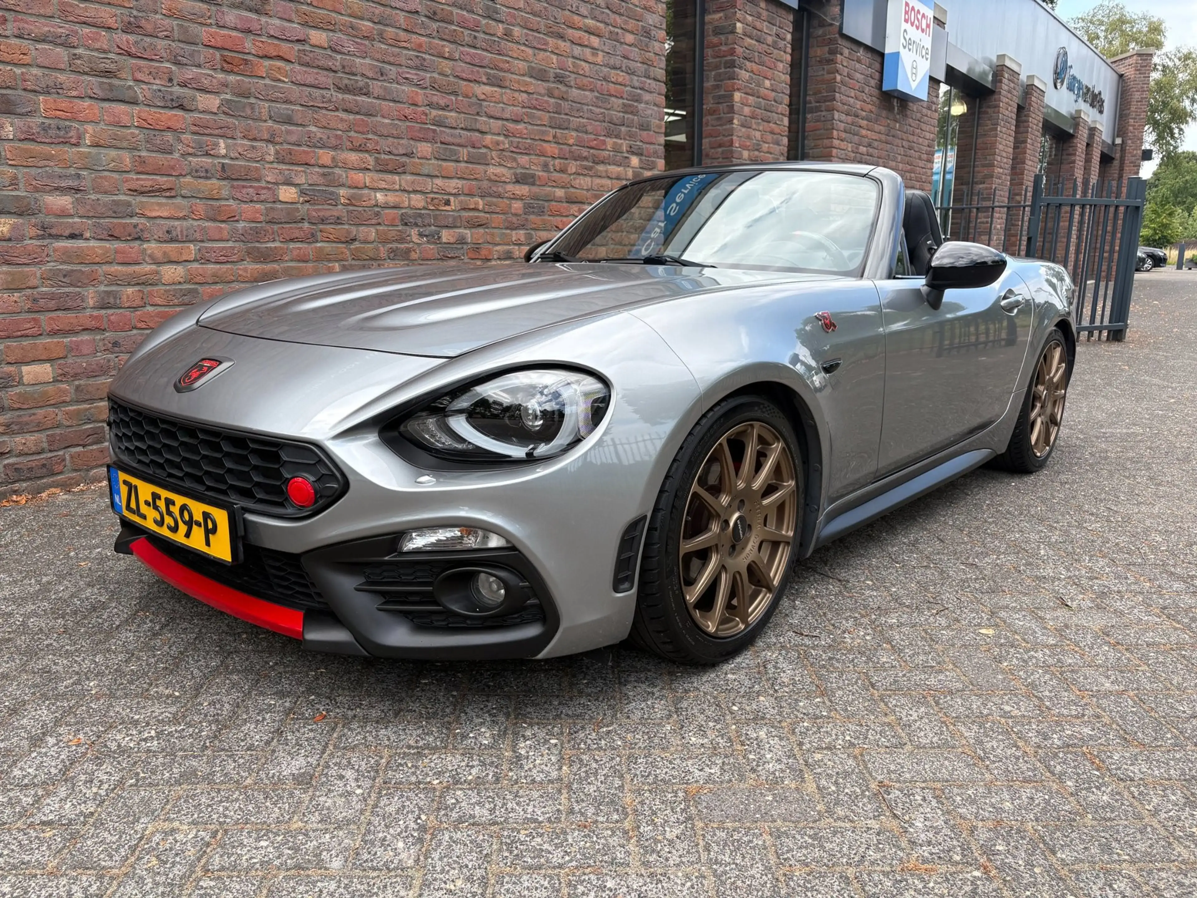 Fiat 124 Spider 1.4 MultiAir Turbo Abarth Automaat|Stoelverwarming