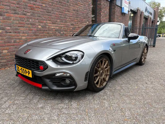 Fiat 124 Spider 1.4 MultiAir Turbo Abarth Automaat|Stoelverwarming