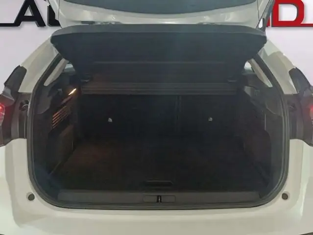 Citroen C4 view 7