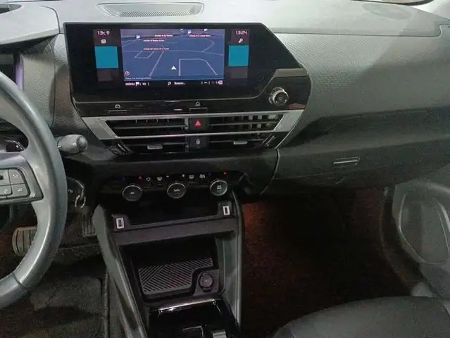 Citroen C4 view 11
