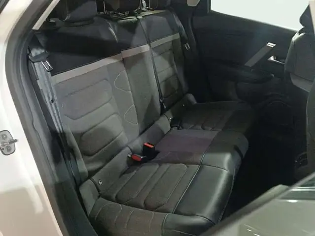Citroen C4 view 15