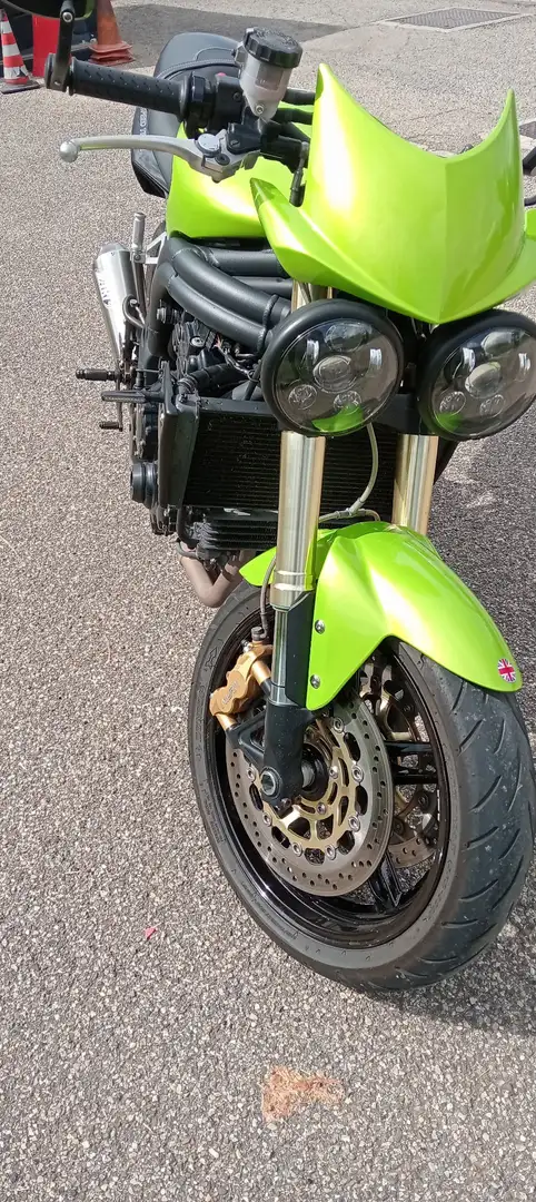 Triumph Speed Triple 1050 Vert - 1
