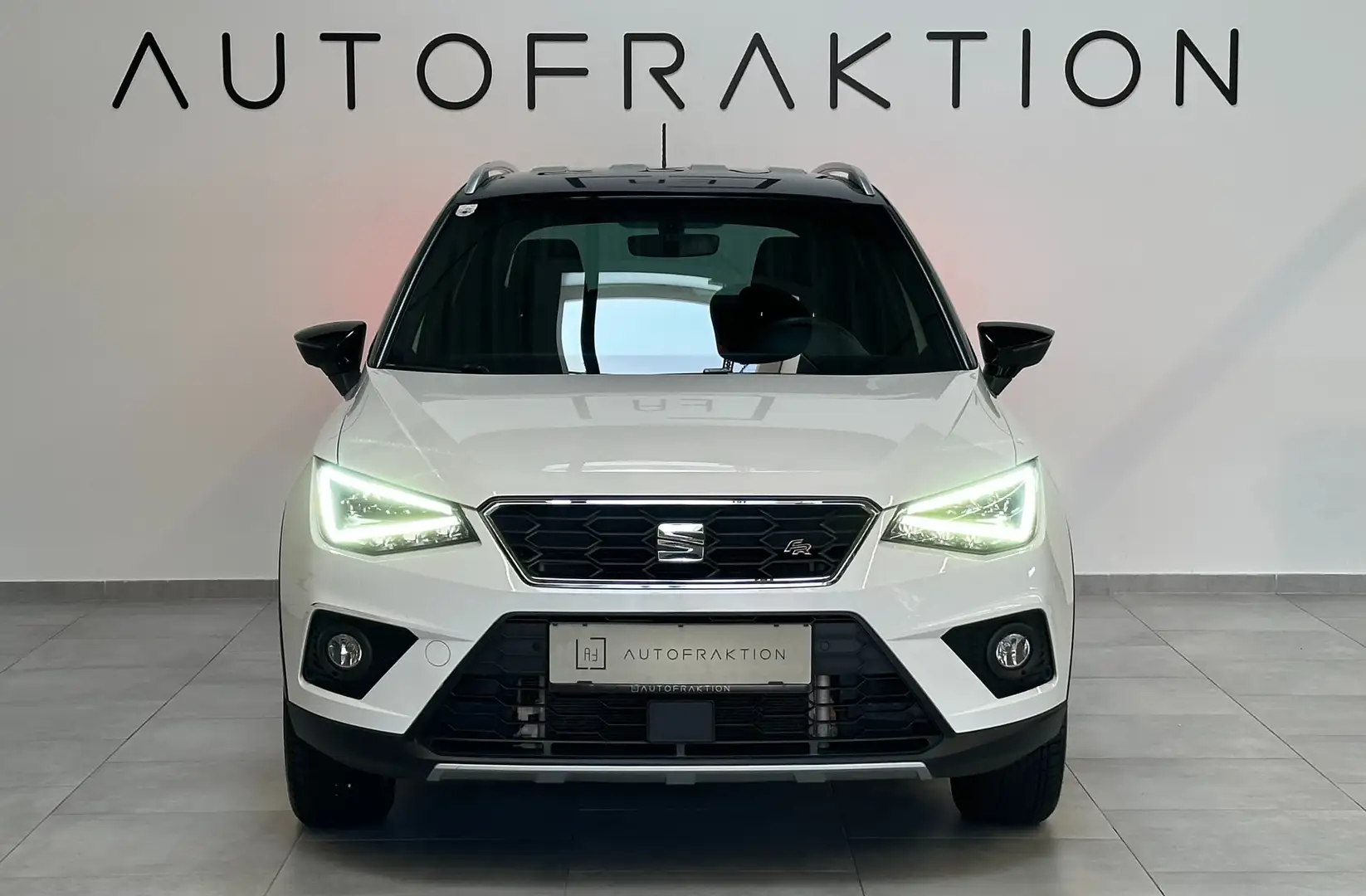SEAT Arona FR Blanc - 2