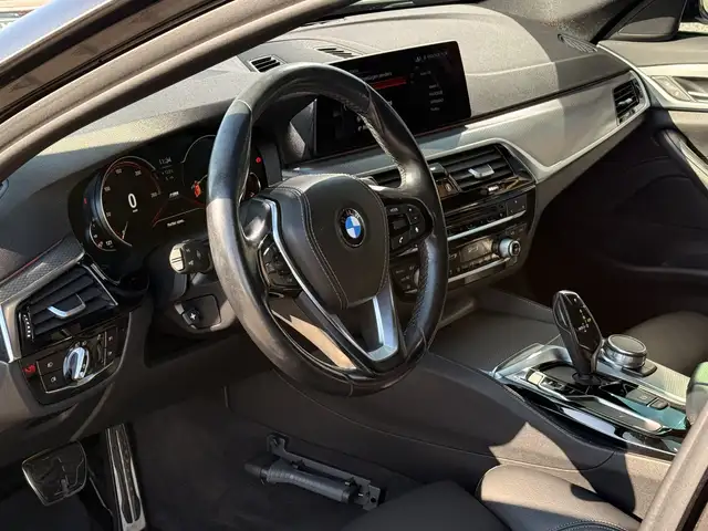 BMW 5 Series view 2