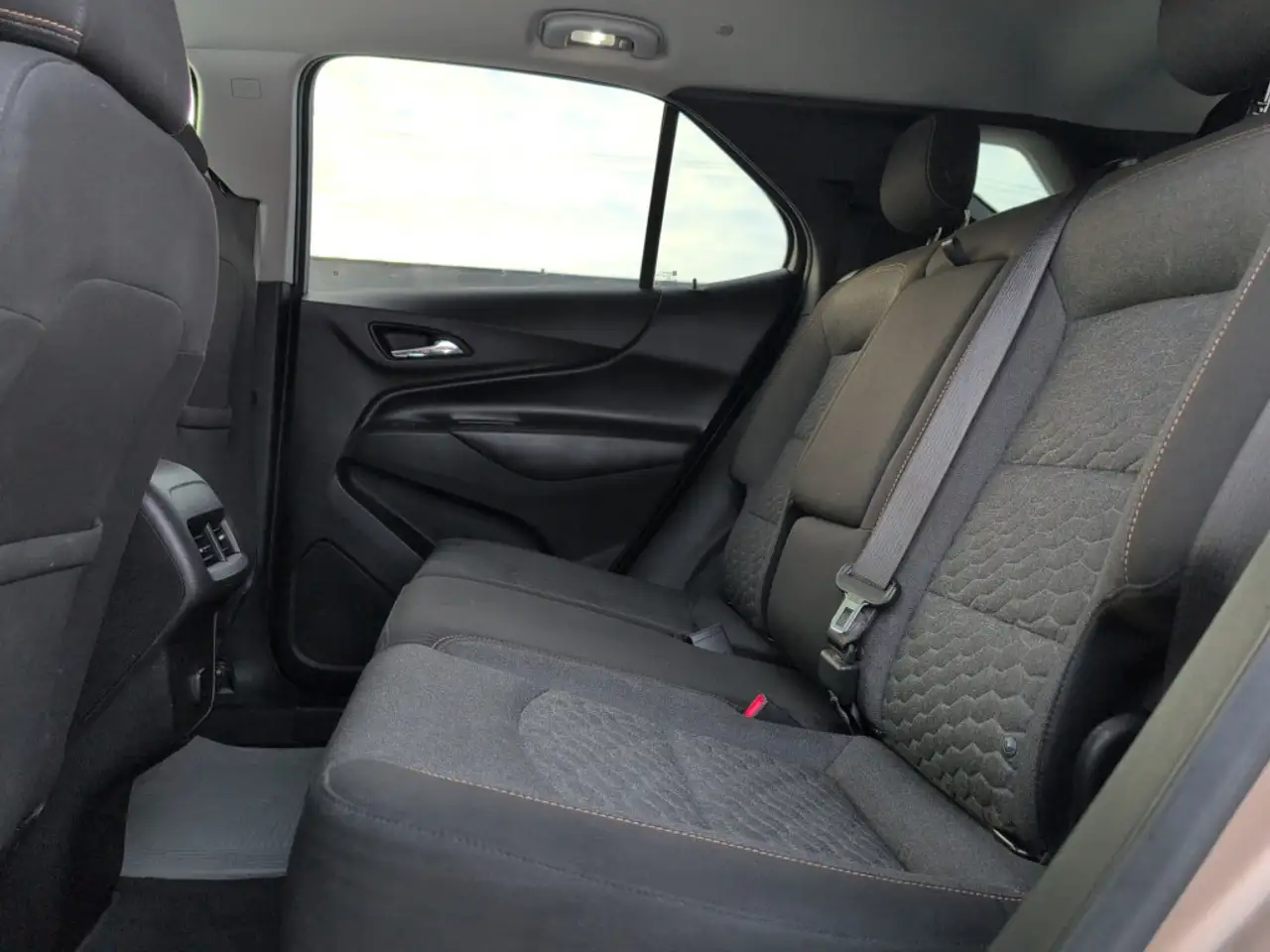 Chevrolet Equinox снимка Chevrolet Equinox