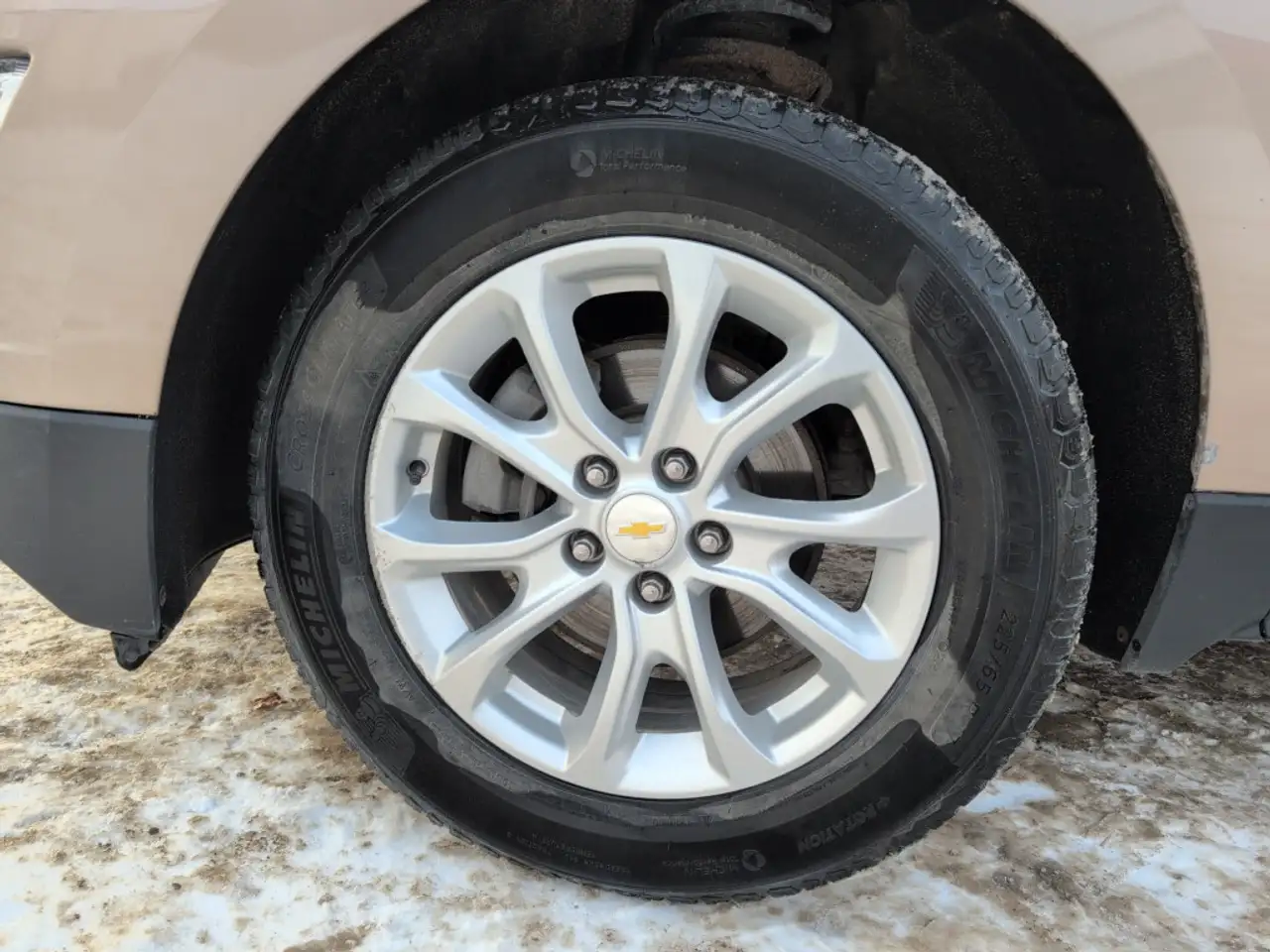 Chevrolet Equinox снимка Chevrolet Equinox