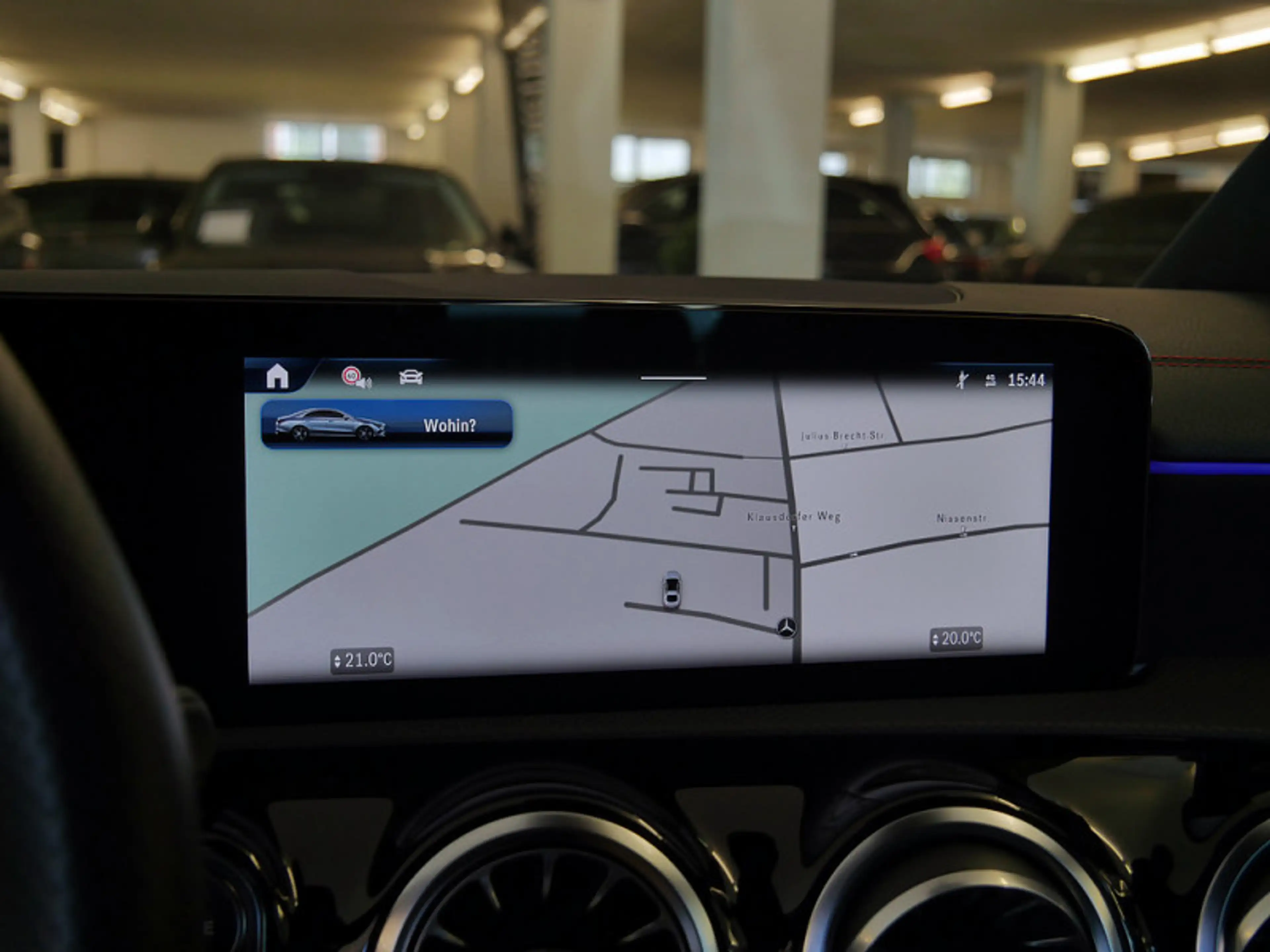 Mercedes-Benz CLA 200 d Coupé , AMG BURM NIGHT PREMIUM DISTR — photo 15