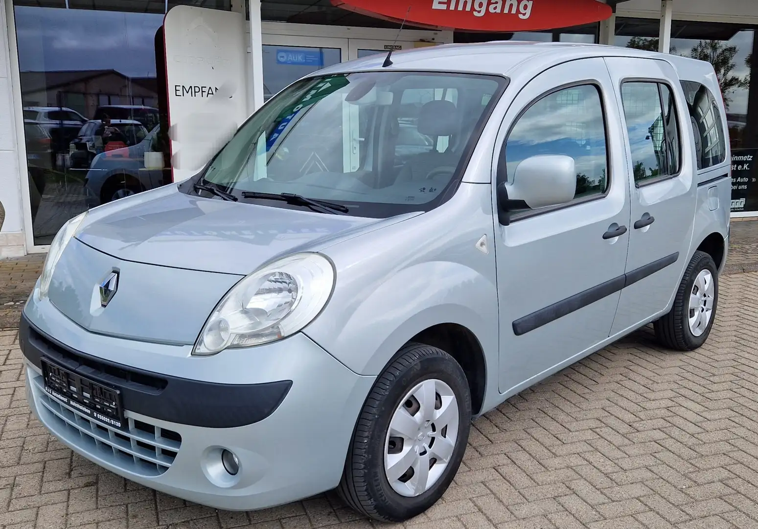 Renault Kangoo Privilege+Ahk/Klima/8fach ber./Scheckheft! Argent - 1