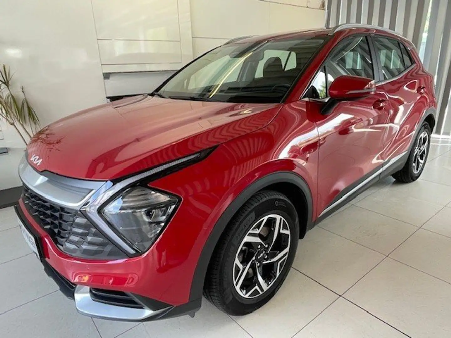 Kia Sportage Silber UVO 1,6TGDI DCT7 48V Rot - 2