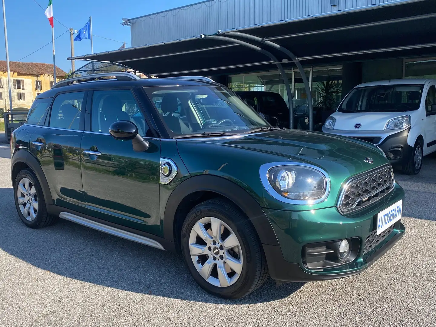 MINI Cooper SE Countryman Mini Countryman F60 1.5Cooper S E ALL4 automatica Vert - 1