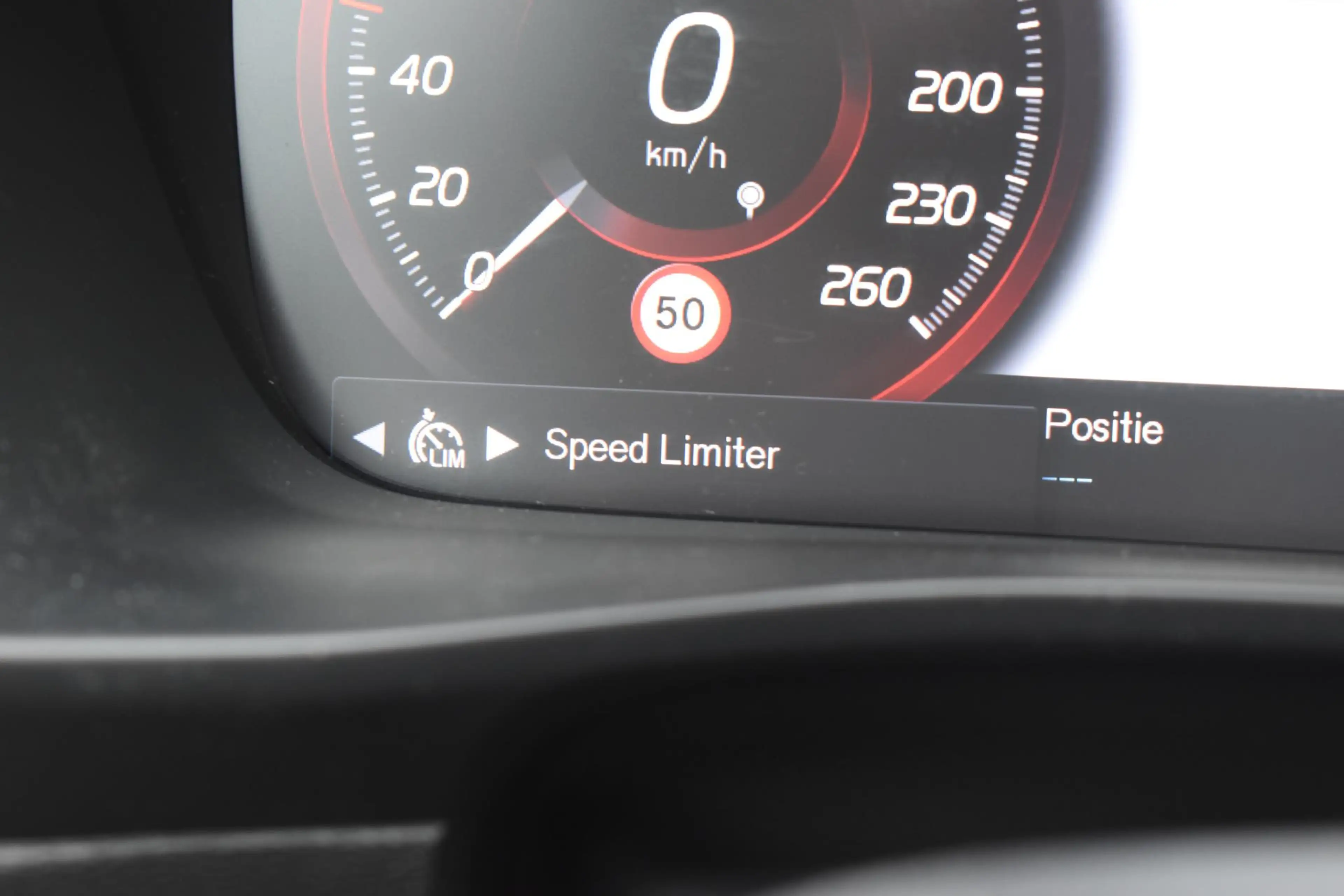 Volvo XC40 T5 Recharge Inscription Expression — photo 40