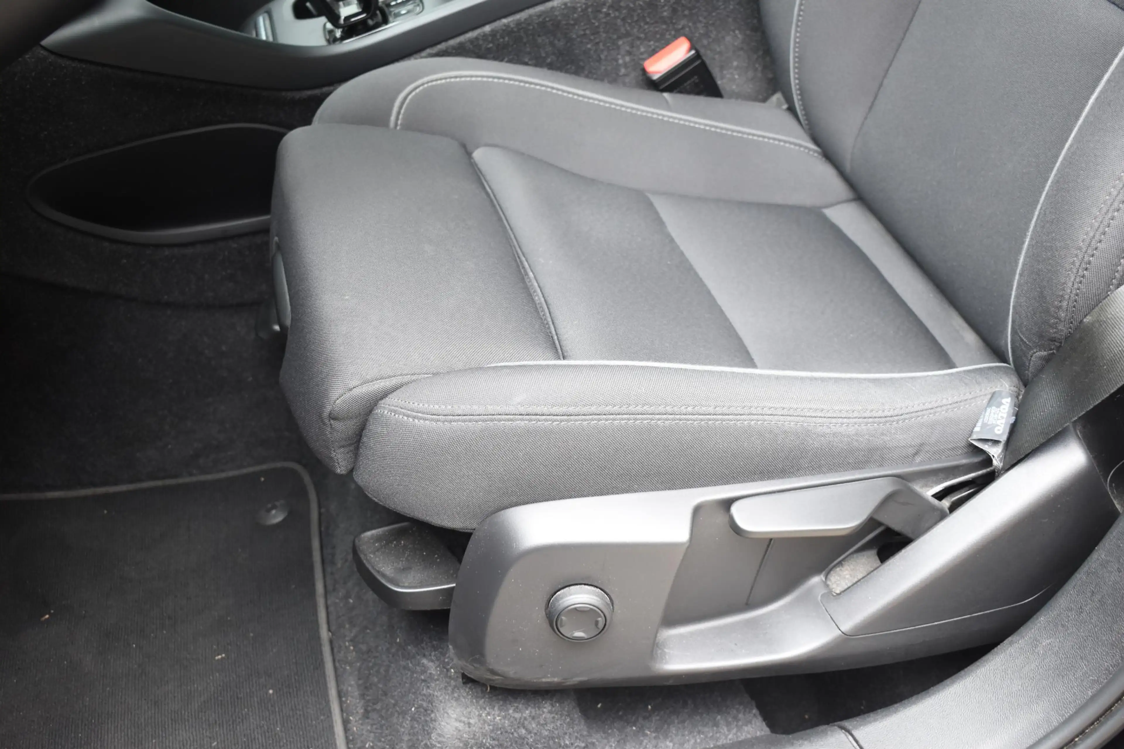 Volvo XC40 T5 Recharge Inscription Expression — photo 16