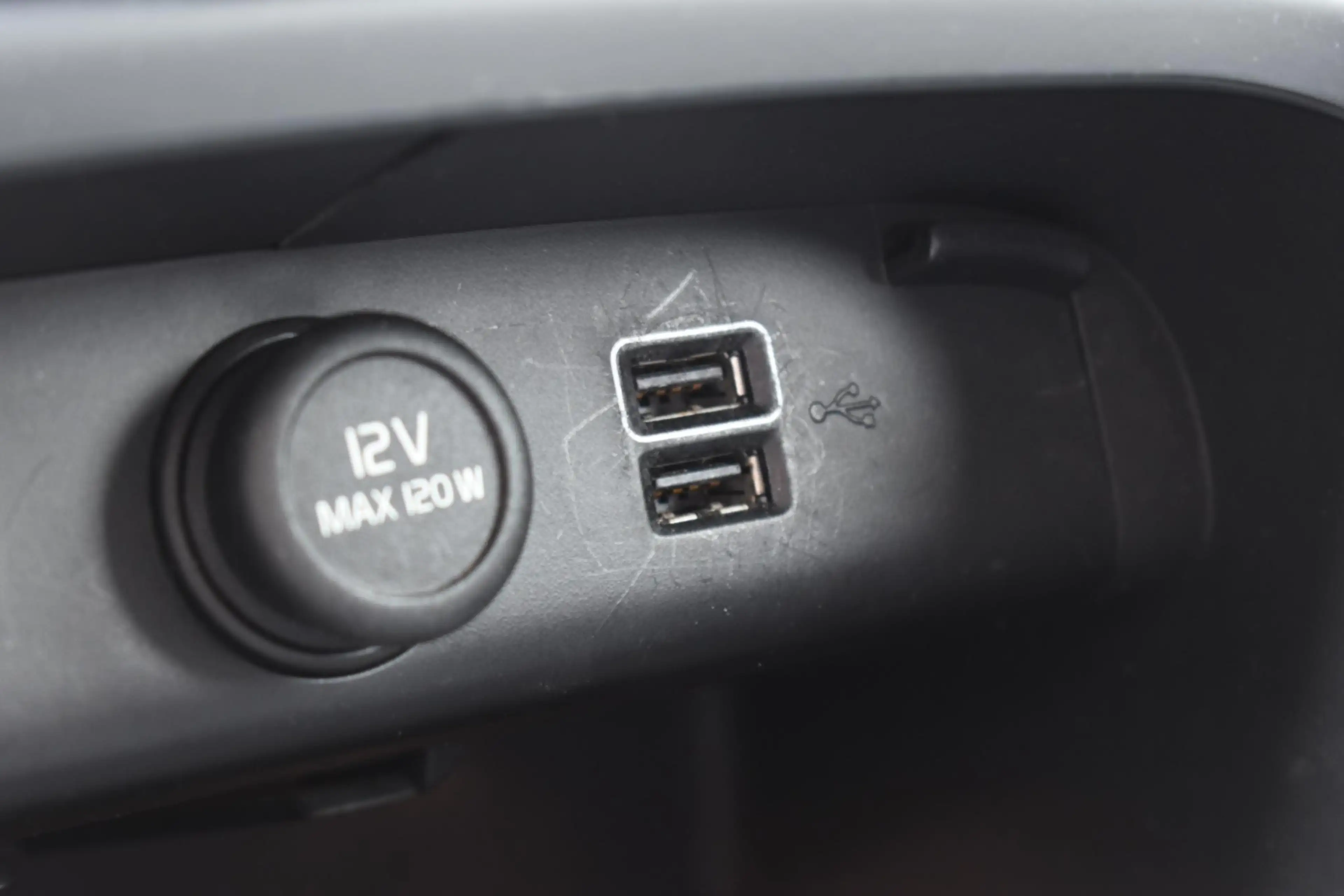 Volvo XC40 T5 Recharge Inscription Expression — photo 35