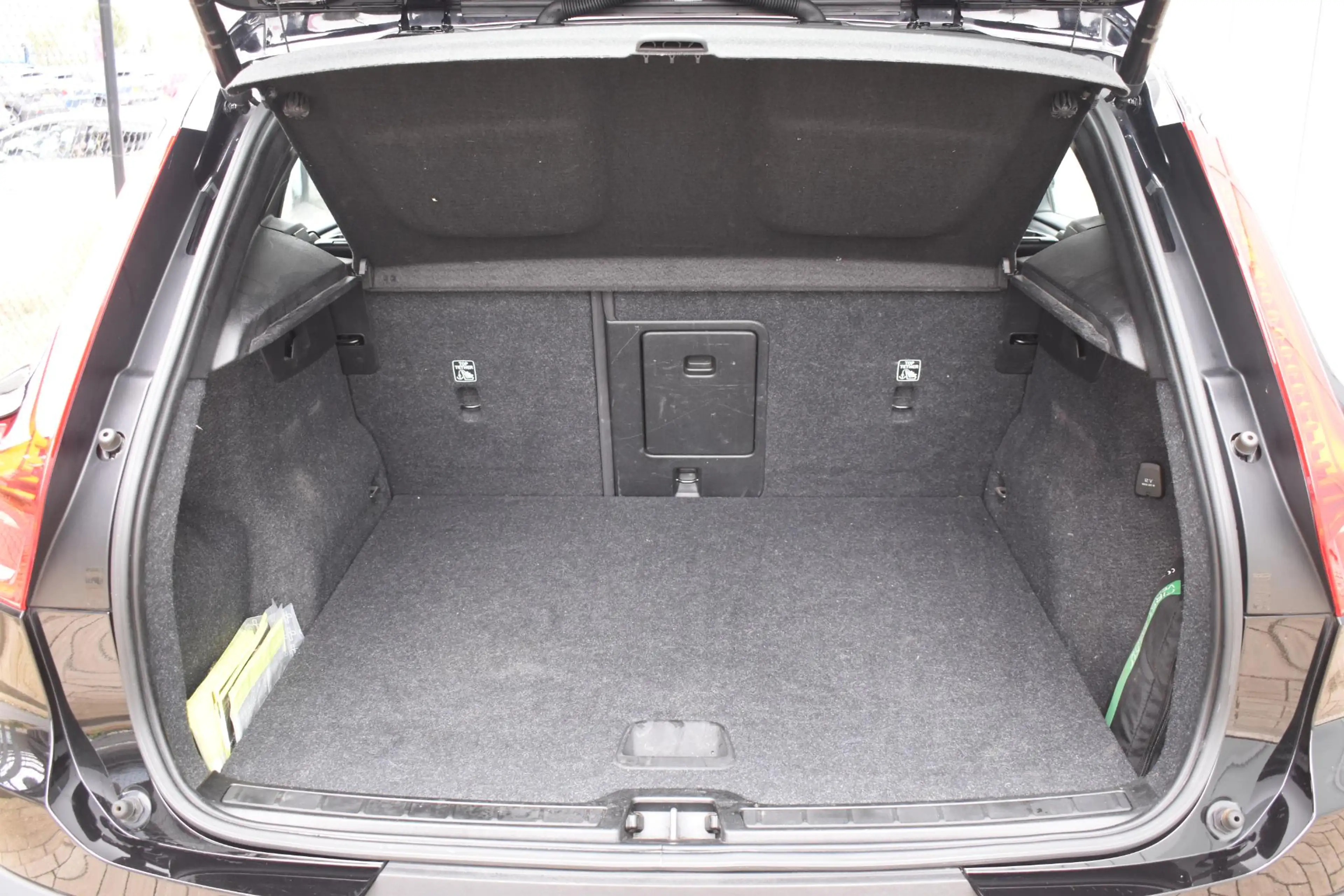 Volvo XC40 T5 Recharge Inscription Expression — photo 43