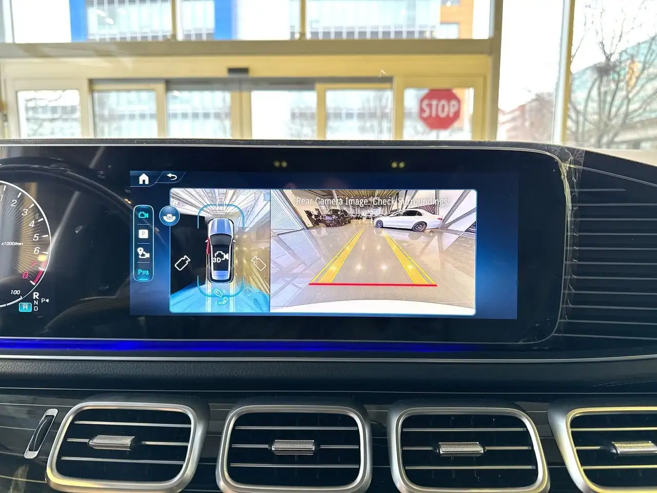 Mercedes-Benz GLE снимка Mercedes-Benz GLE
