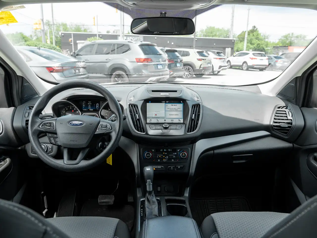 Ford Escape снимка Ford Escape