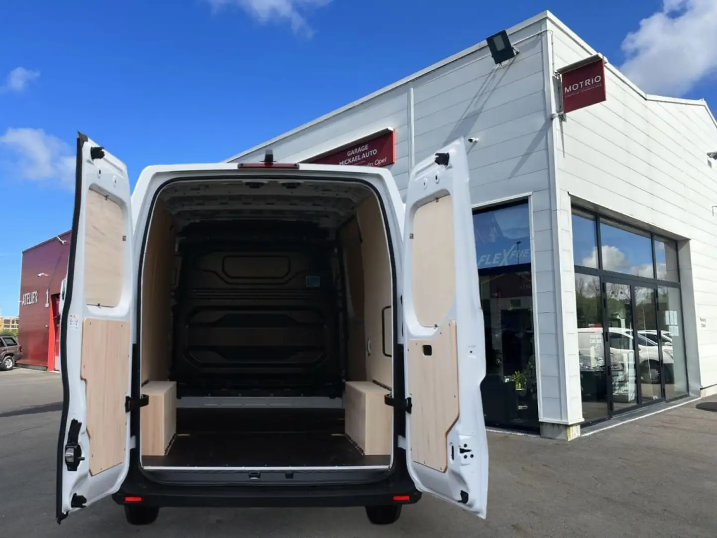 Renault Master Nouveau L2H2 Advance caméra 3T5 Blue dCi 150 auto  Blanc - 2
