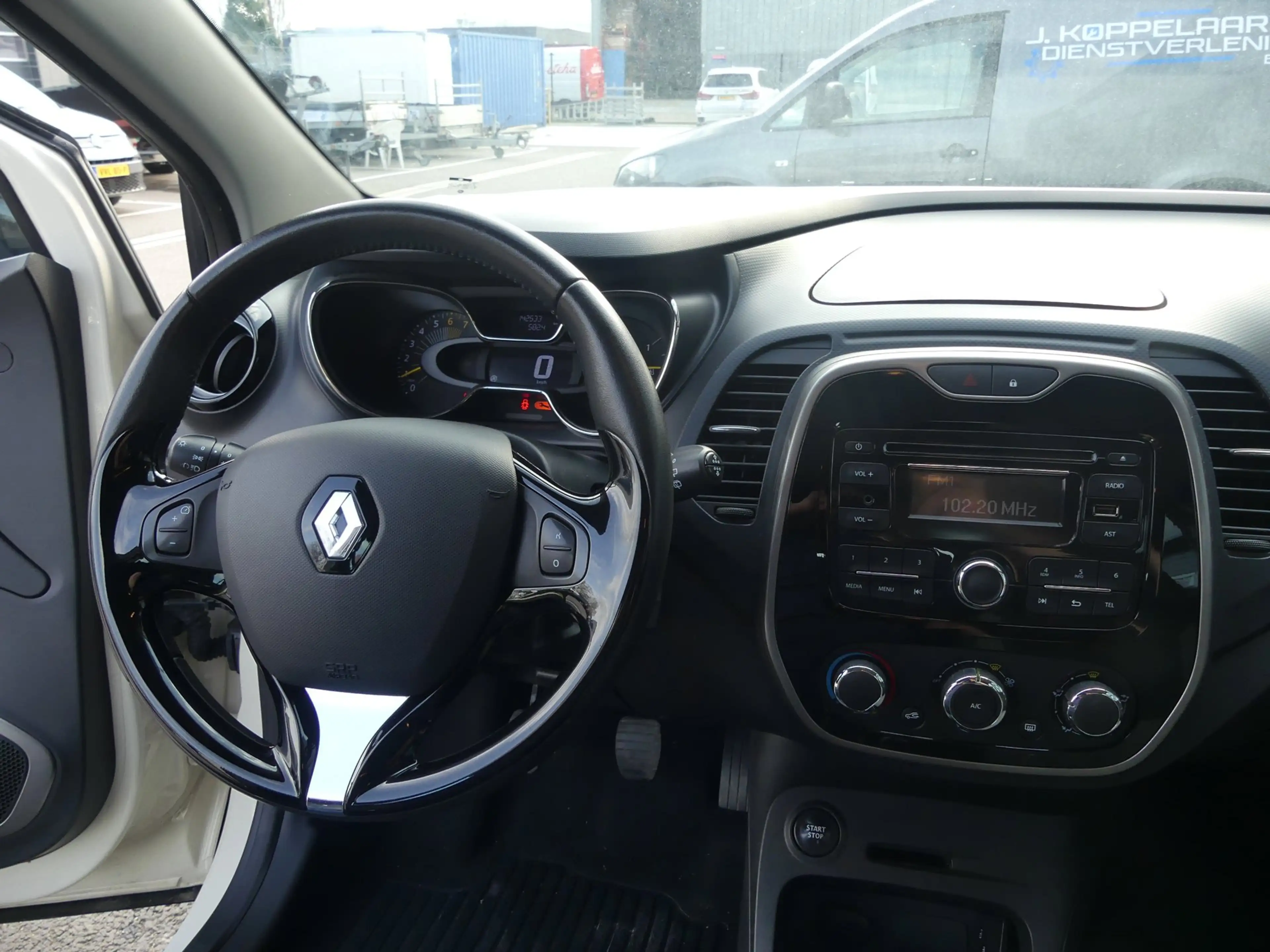 Renault Captur 0.9 TCe Airco / Lmv / Cruise Control /Led — photo 16