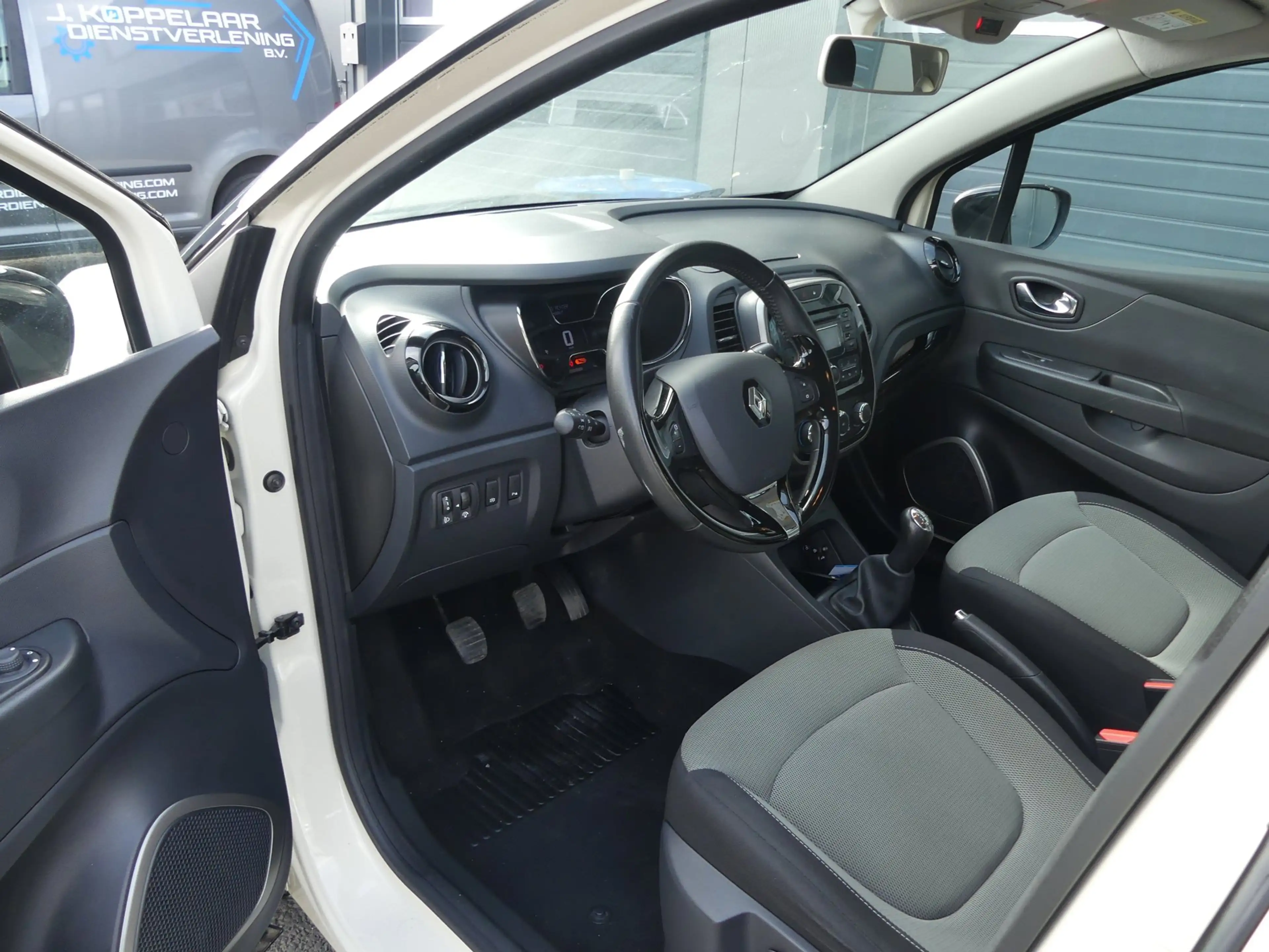 Renault Captur 0.9 TCe Airco / Lmv / Cruise Control /Led — photo 11