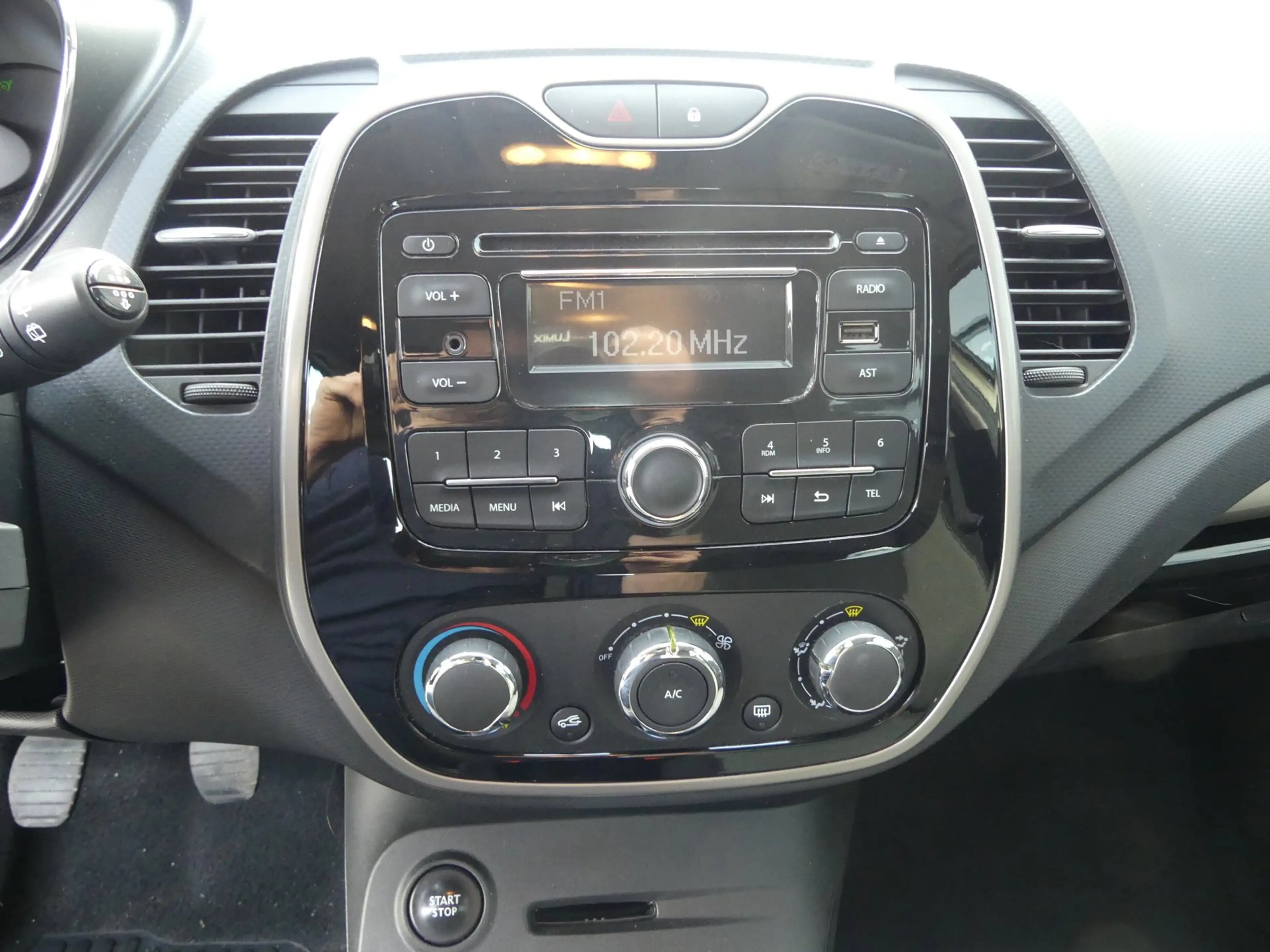 Renault Captur 0.9 TCe Airco / Lmv / Cruise Control /Led — photo 14