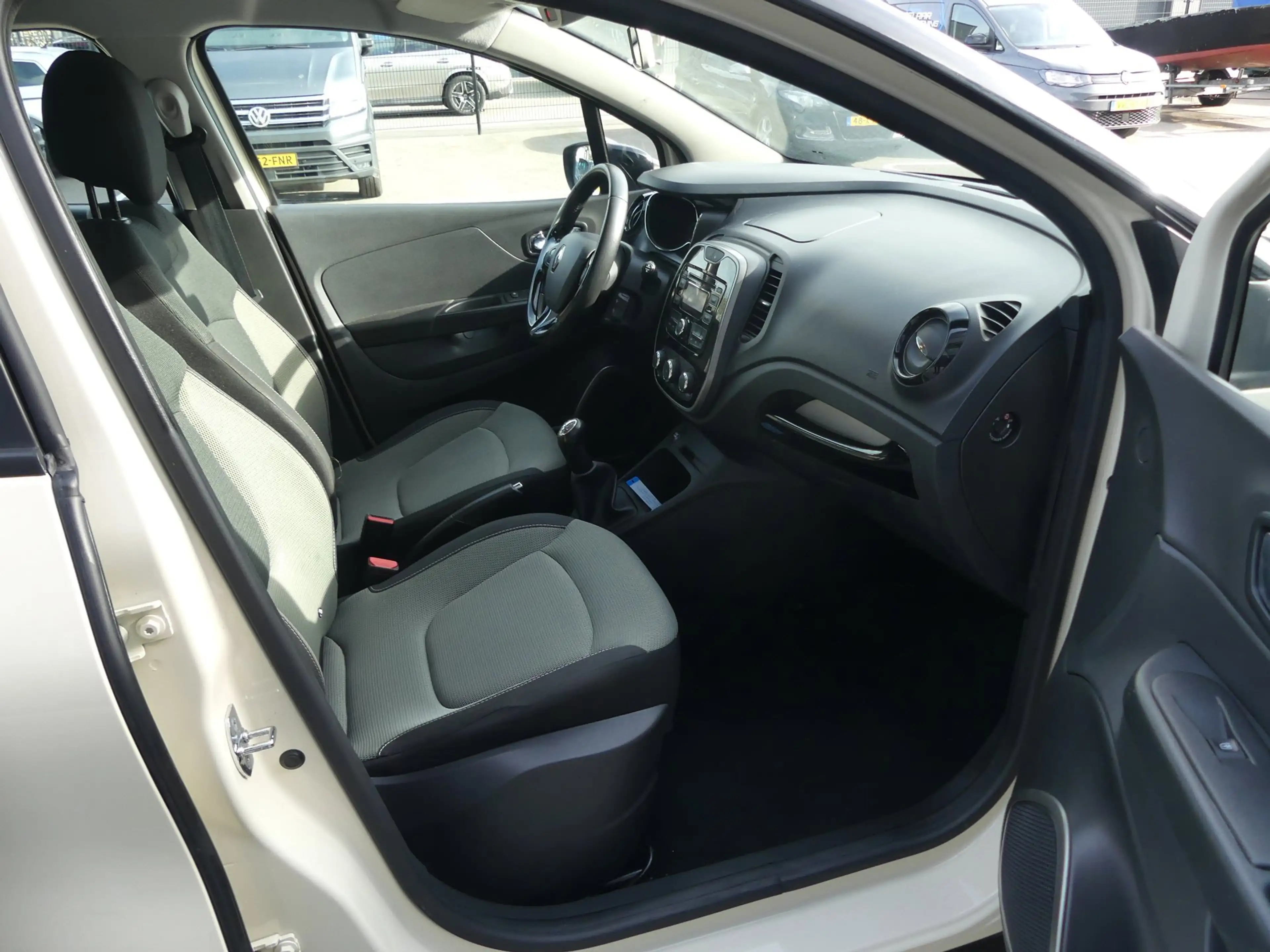 Renault Captur 0.9 TCe Airco / Lmv / Cruise Control /Led — photo 7