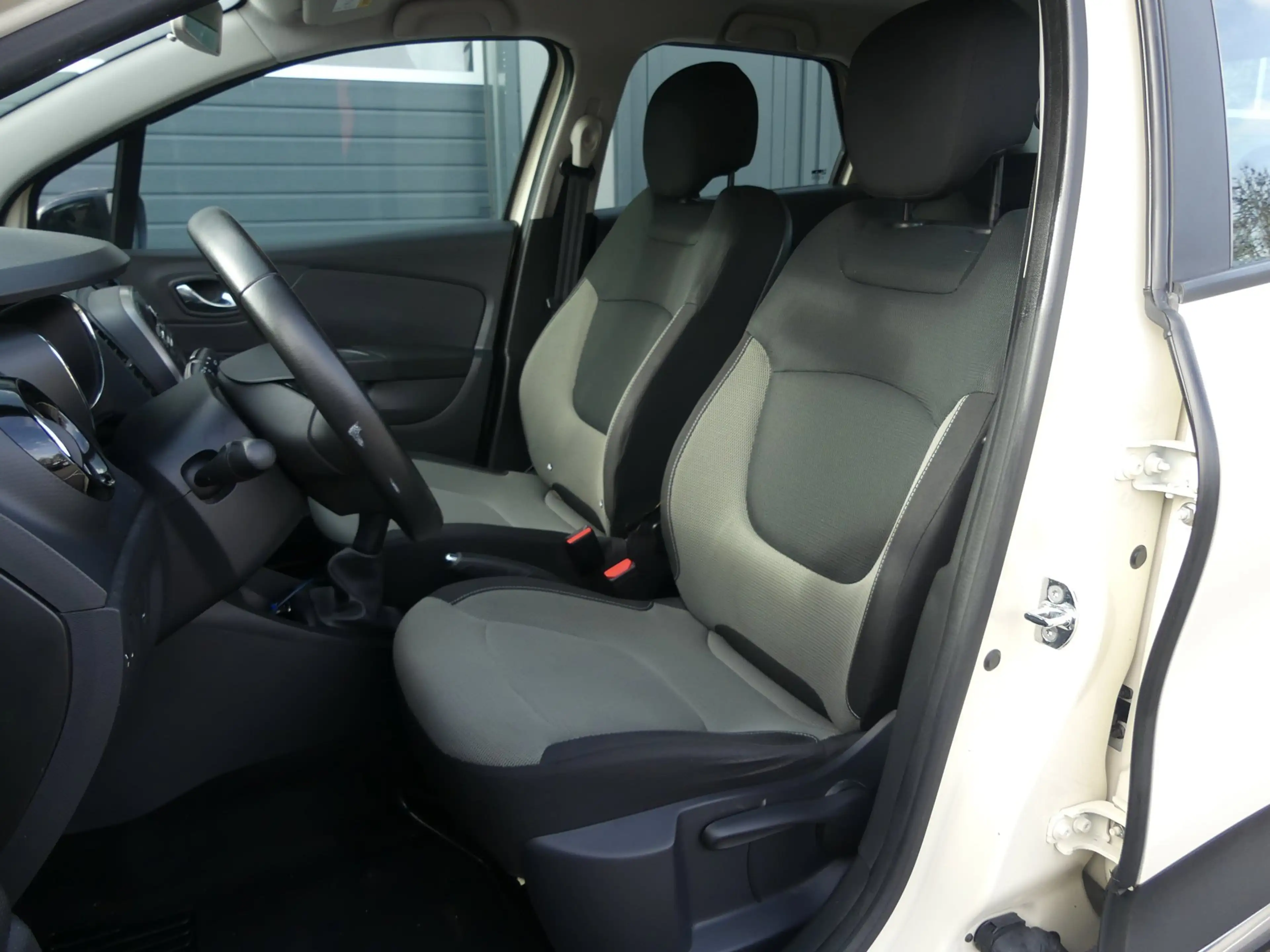 Renault Captur 0.9 TCe Airco / Lmv / Cruise Control /Led — photo 12