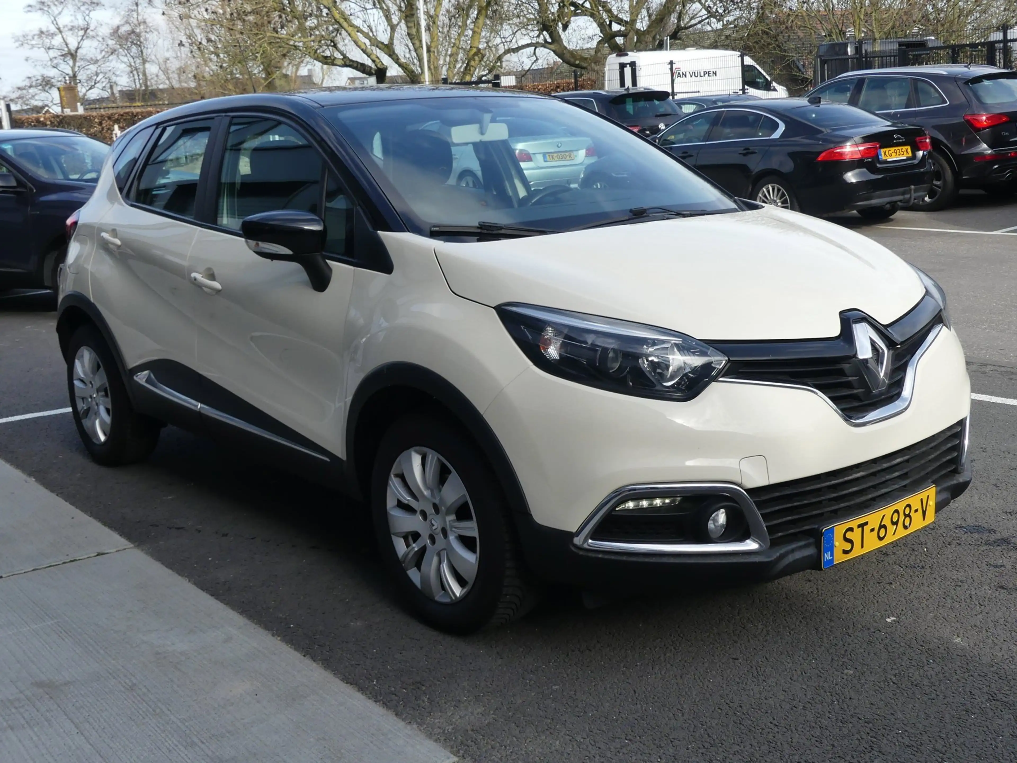 Renault Captur 0.9 TCe Airco / Lmv / Cruise Control /Led — photo 3