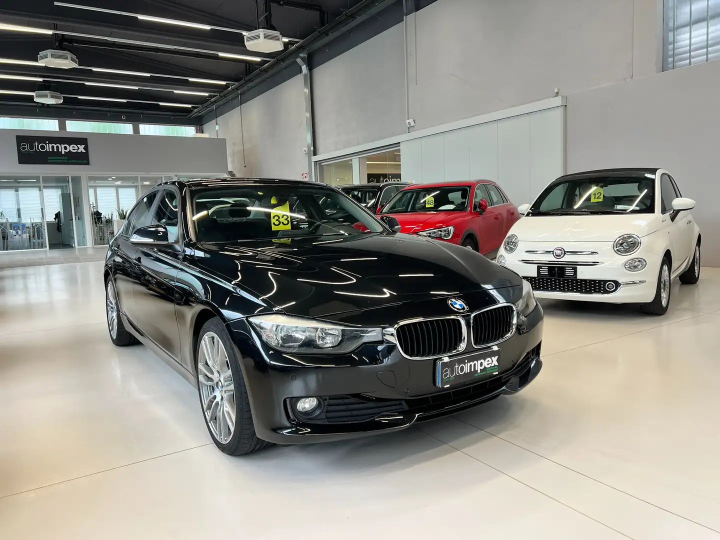 BMW 320 320d Berlina Business auto CERCHI 19" M Nero - 1